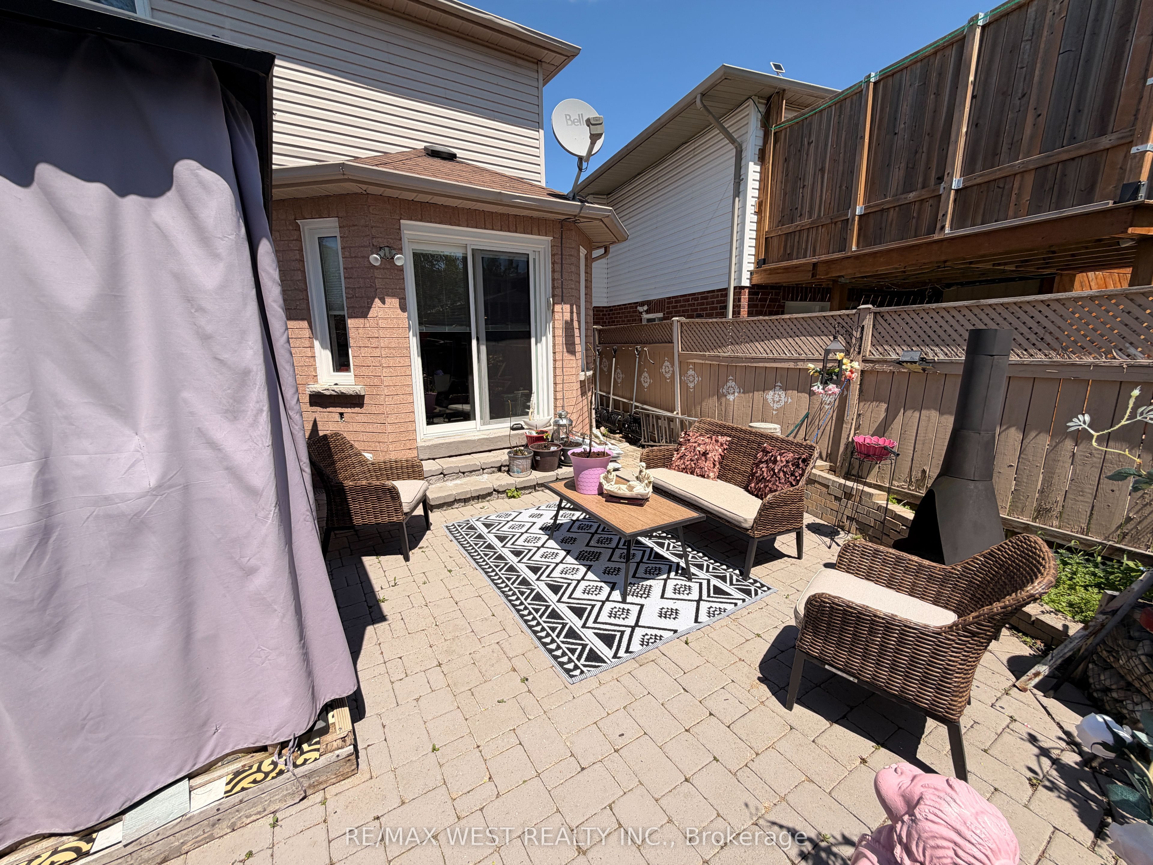 87 Athabaska Road Property Photo 21