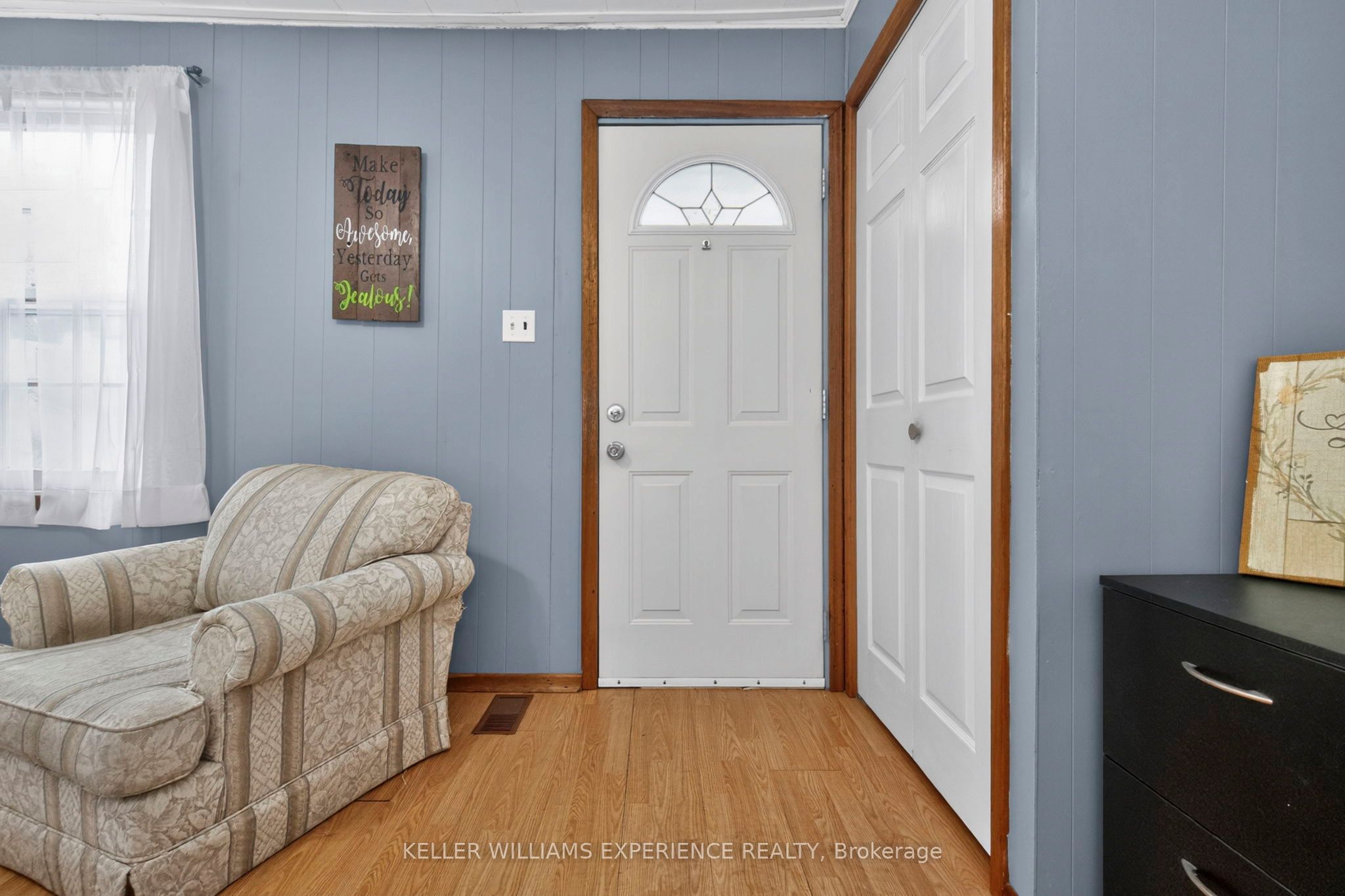 10 Argyle Avenue Property Photo 3