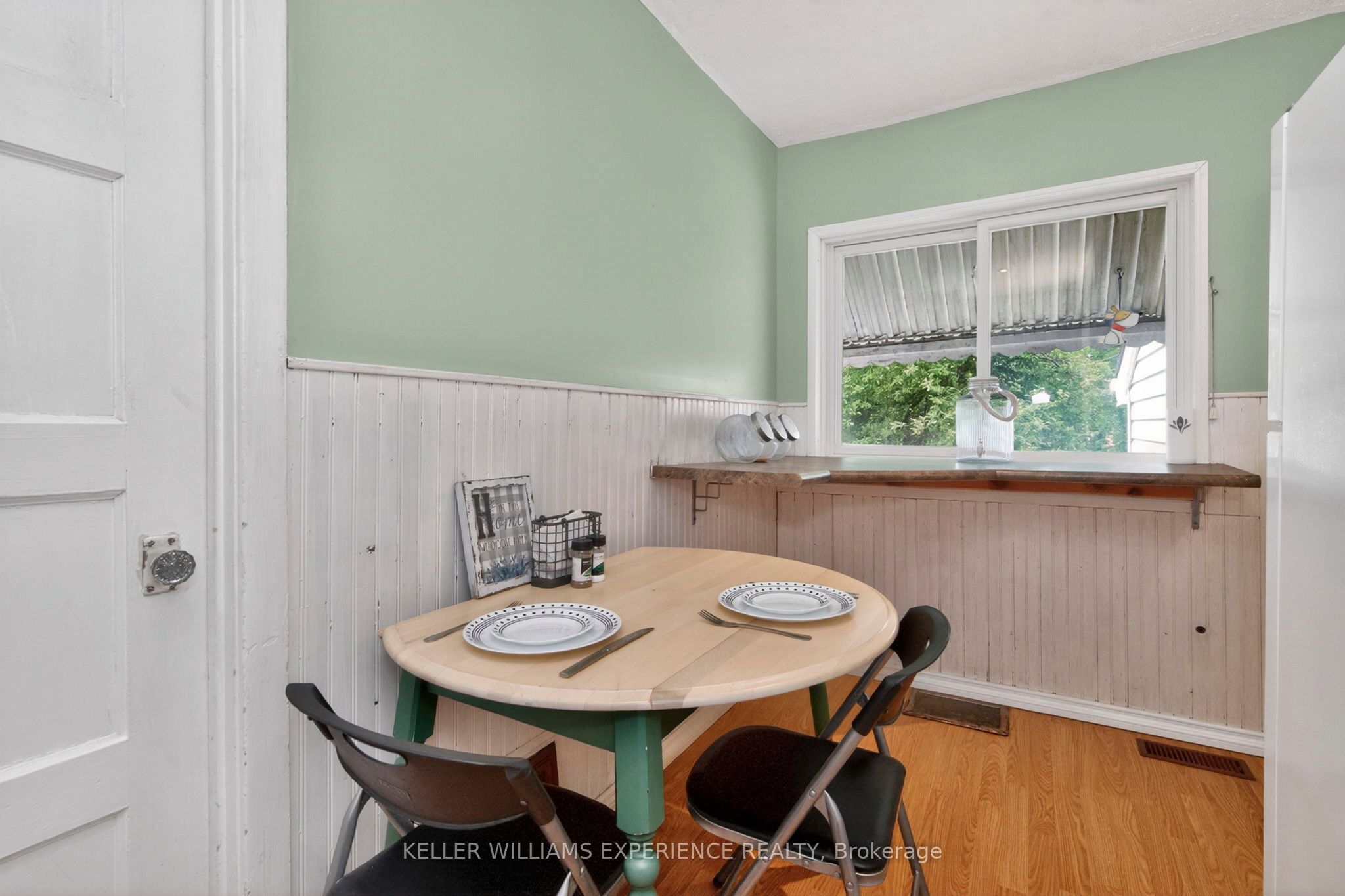 10 Argyle Avenue Property Photo 8