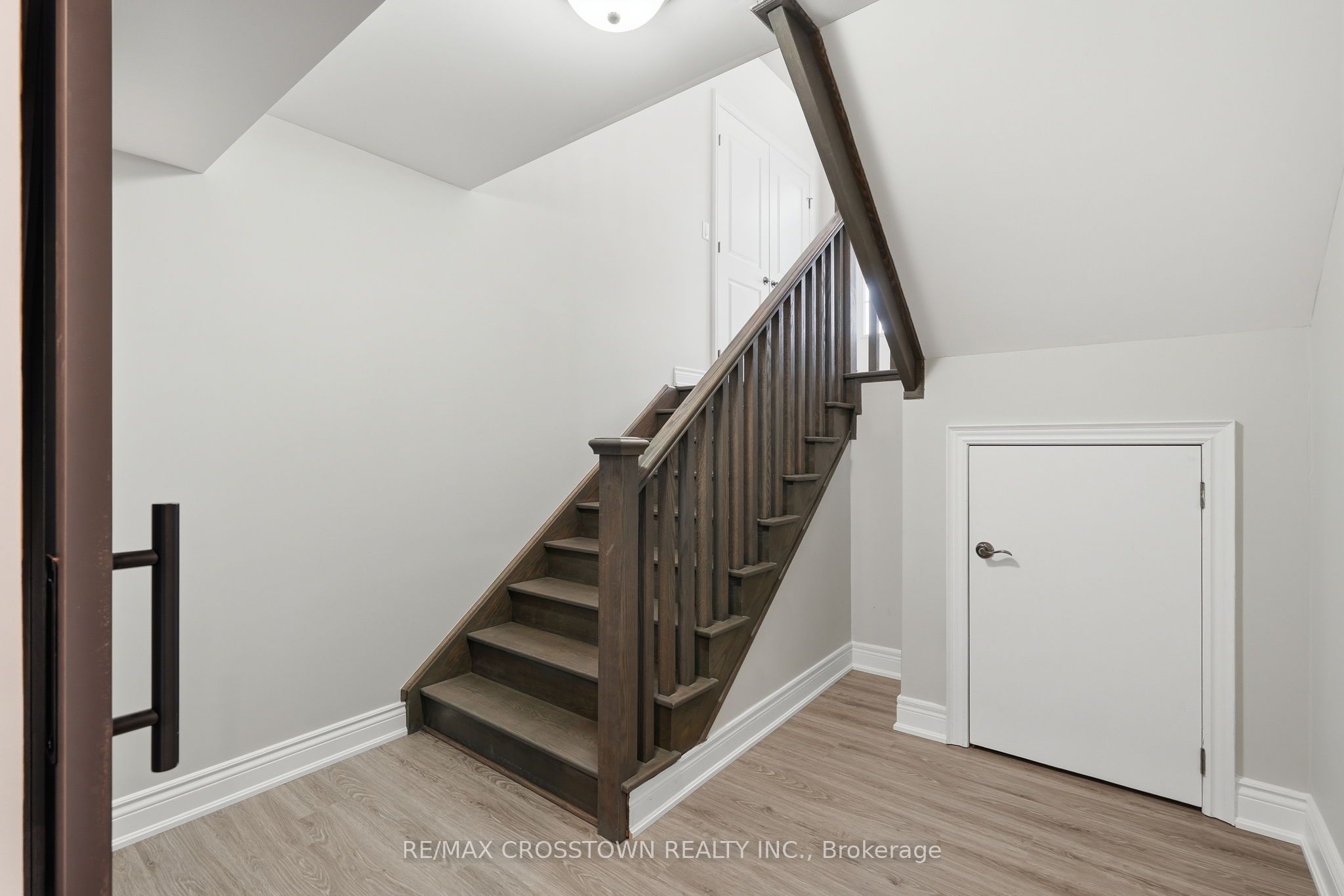2055 Elana Drive Property Photo 29