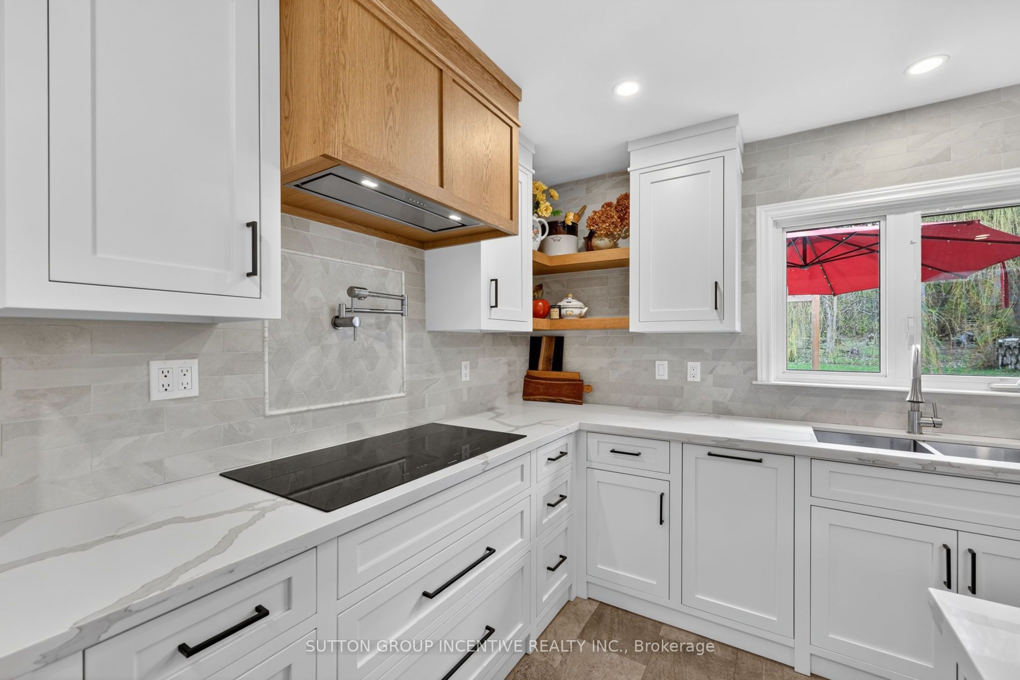10 Springhome Road Property Photo 16
