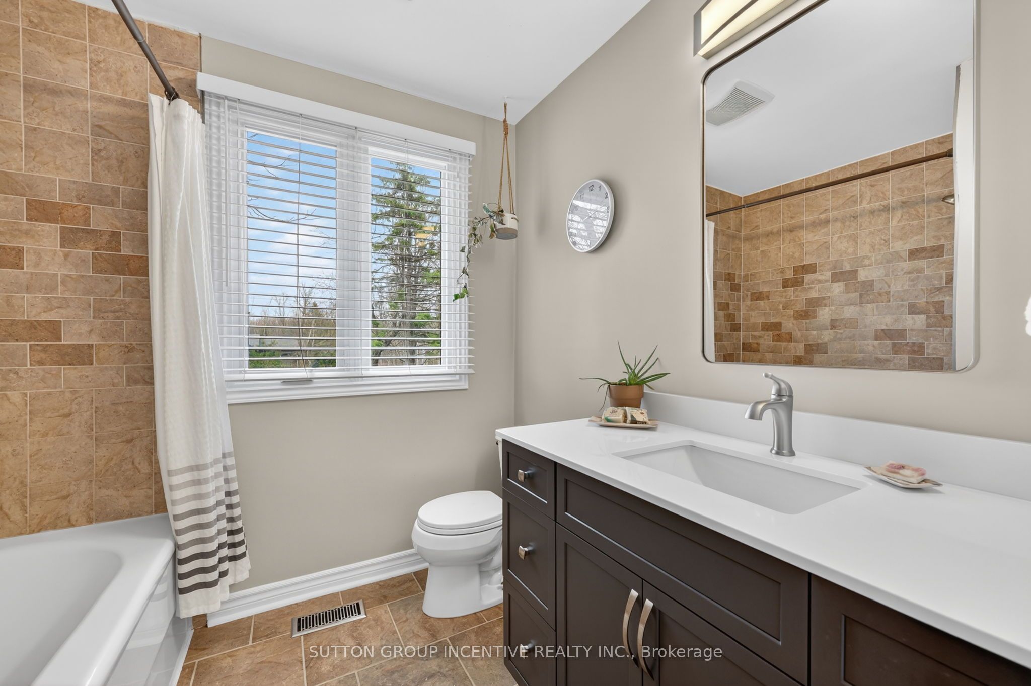 10 Springhome Road Property Photo 31