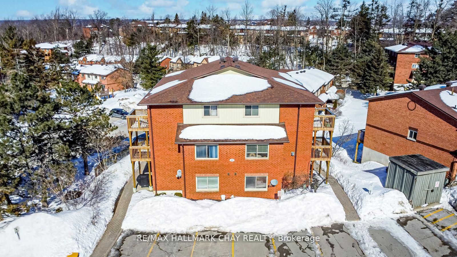 22 Meadow Lane 8 Property Photo 1