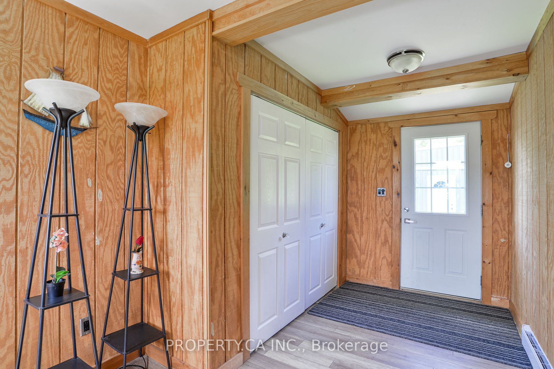 4099 Glen Cedar Drive Property Photo 4