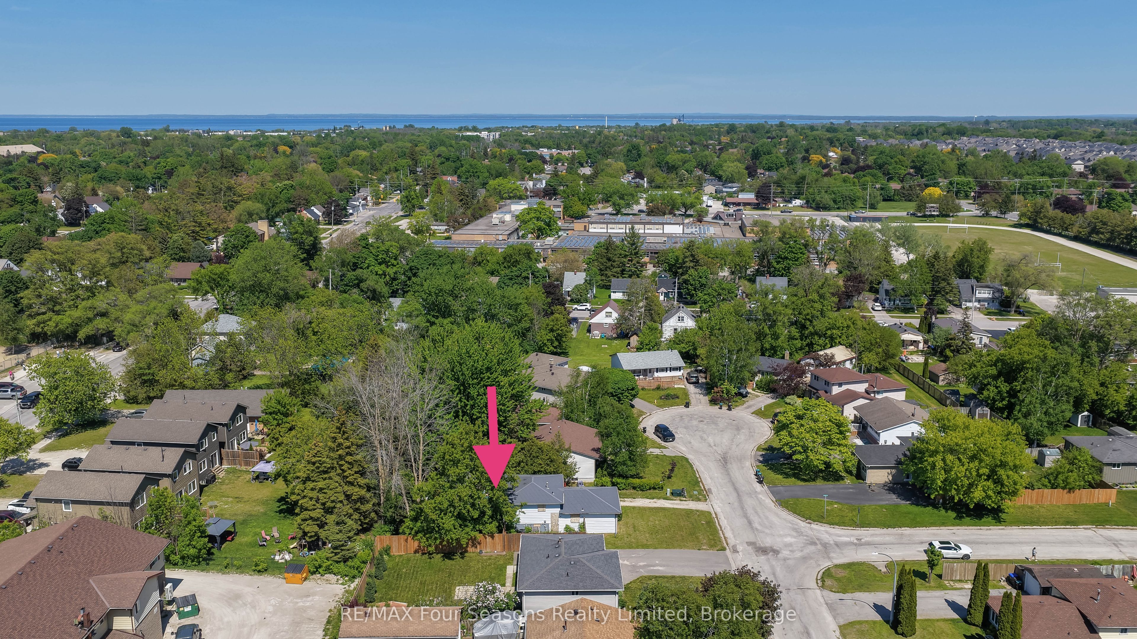 10 Rhonda Road Property Photo 6