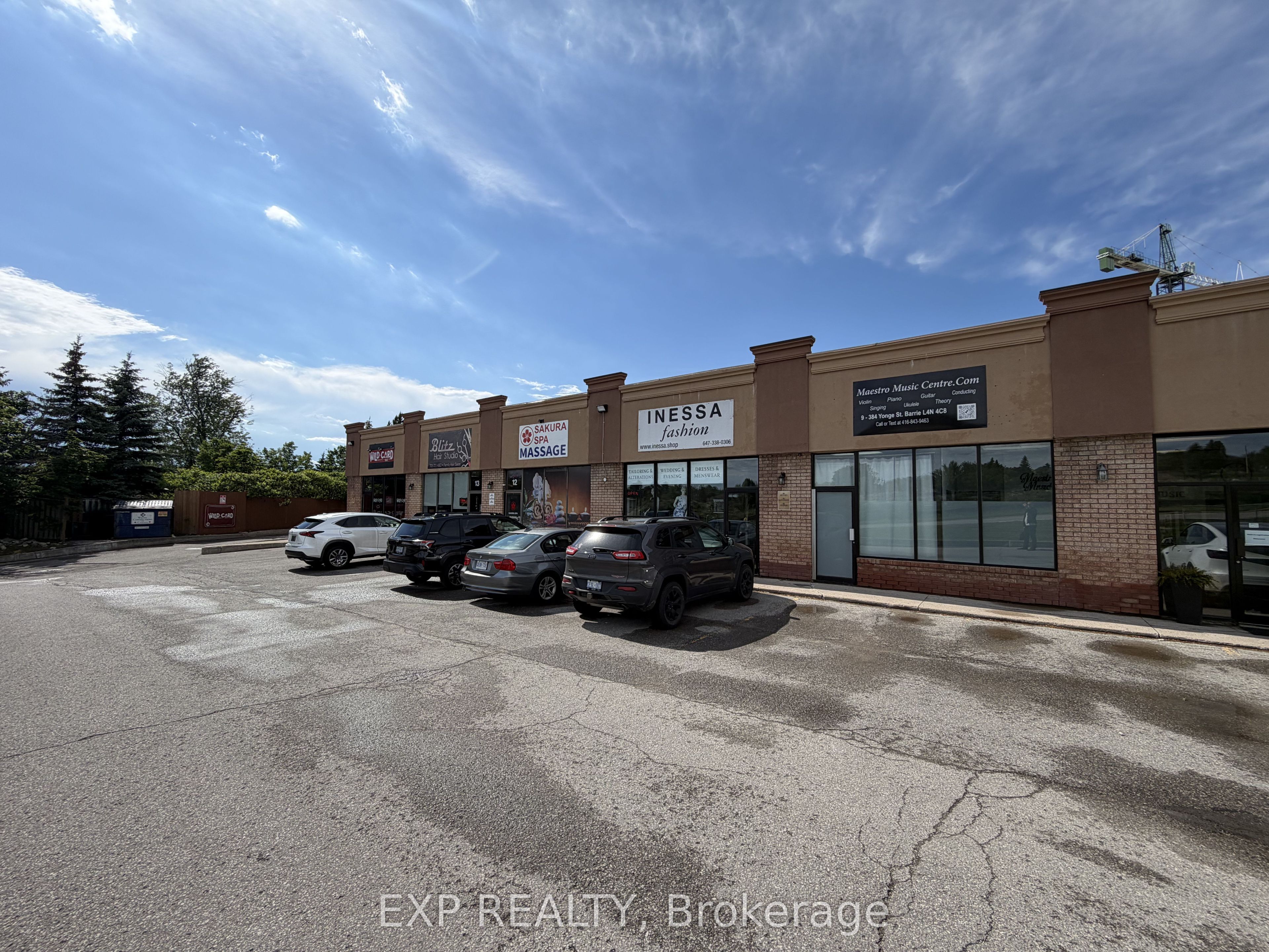 384 Yonge Street 11 Property Photo 28