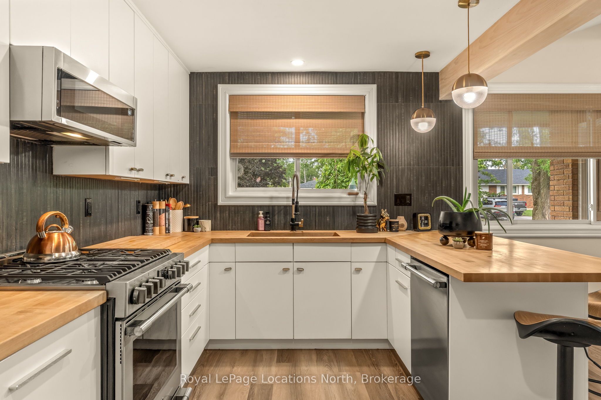 10 Park Road Property Photo 15