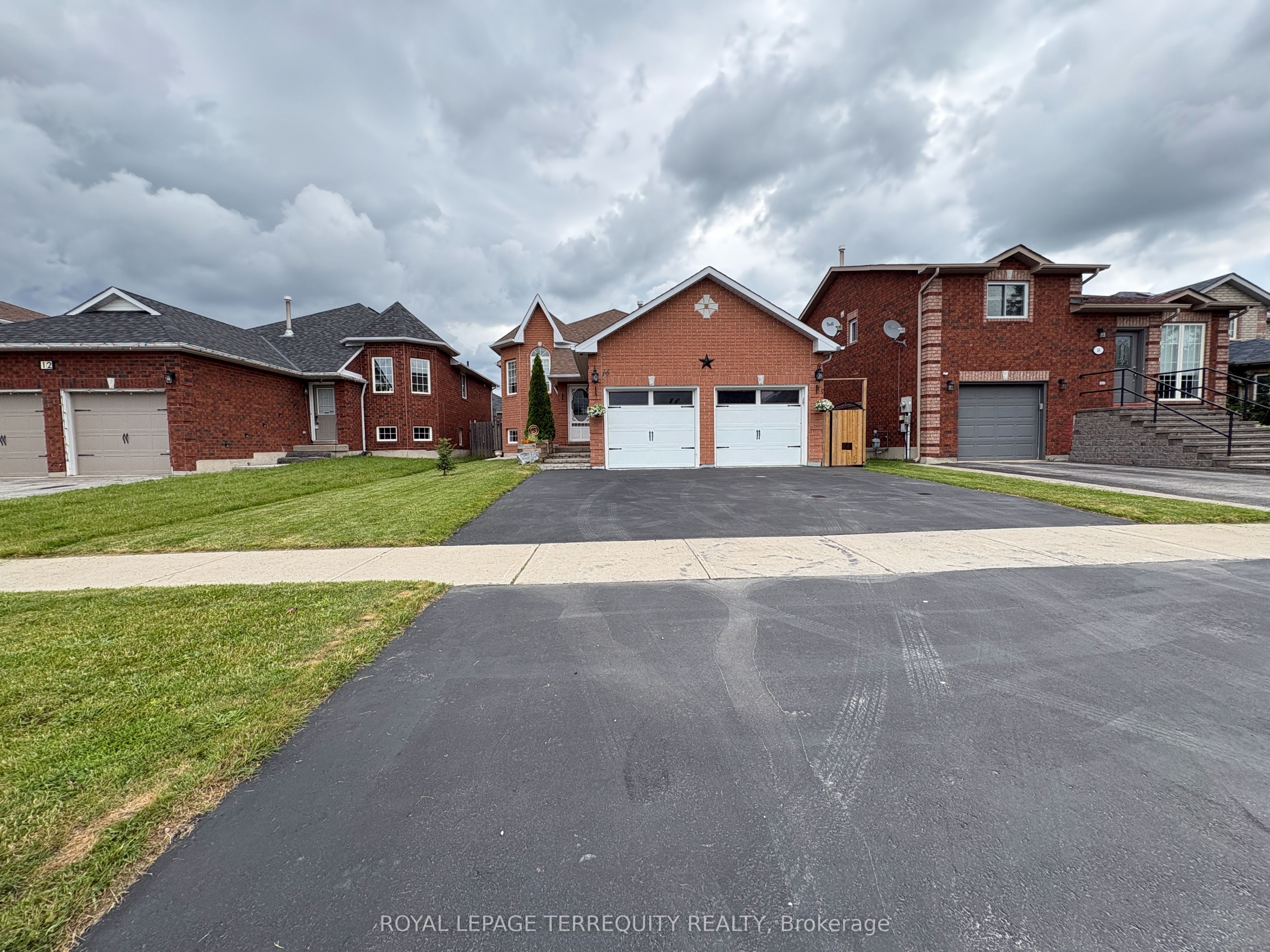 14 Hewitt Place Property Photo 42
