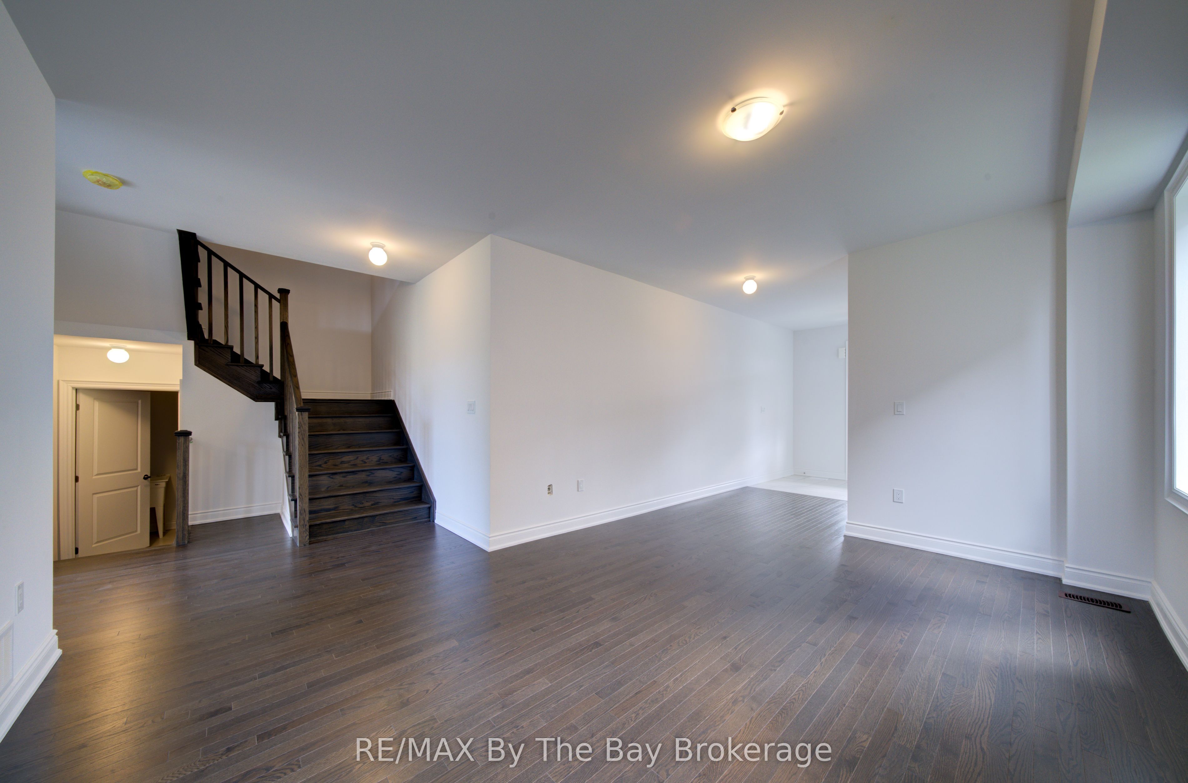 18 Amber Drive Property Photo 6