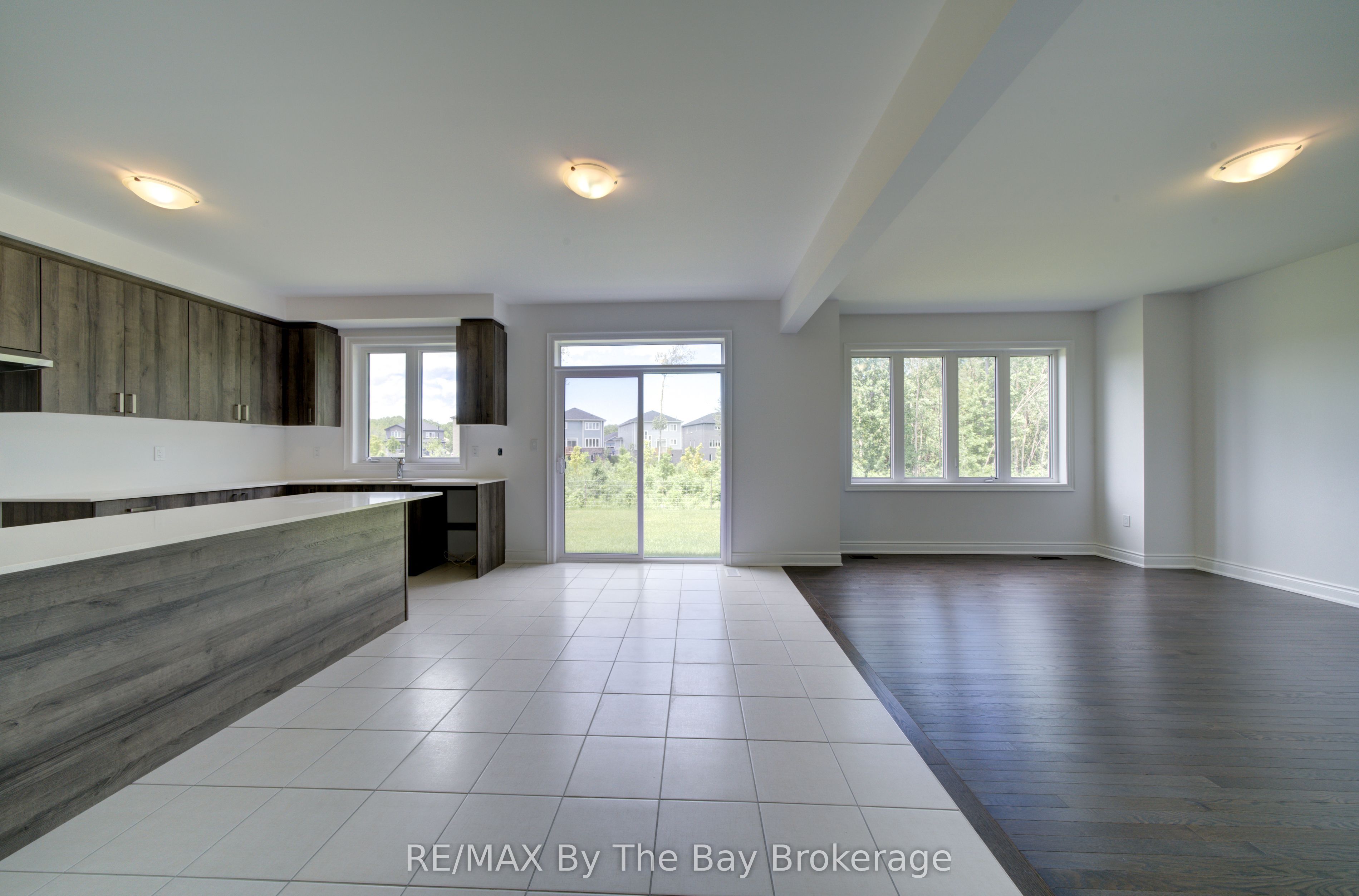 18 Amber Drive Property Photo 8