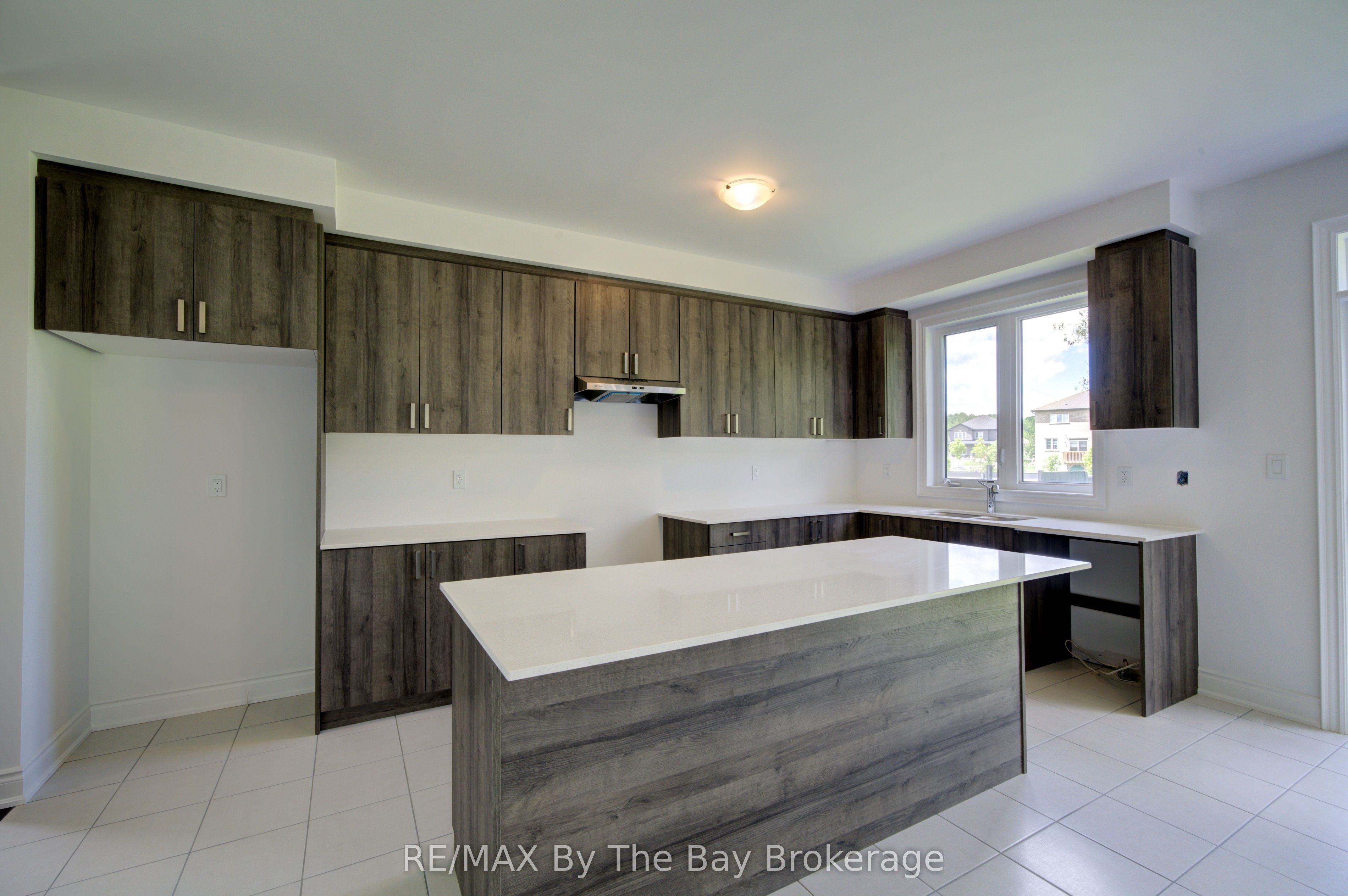 18 Amber Drive Property Photo 13