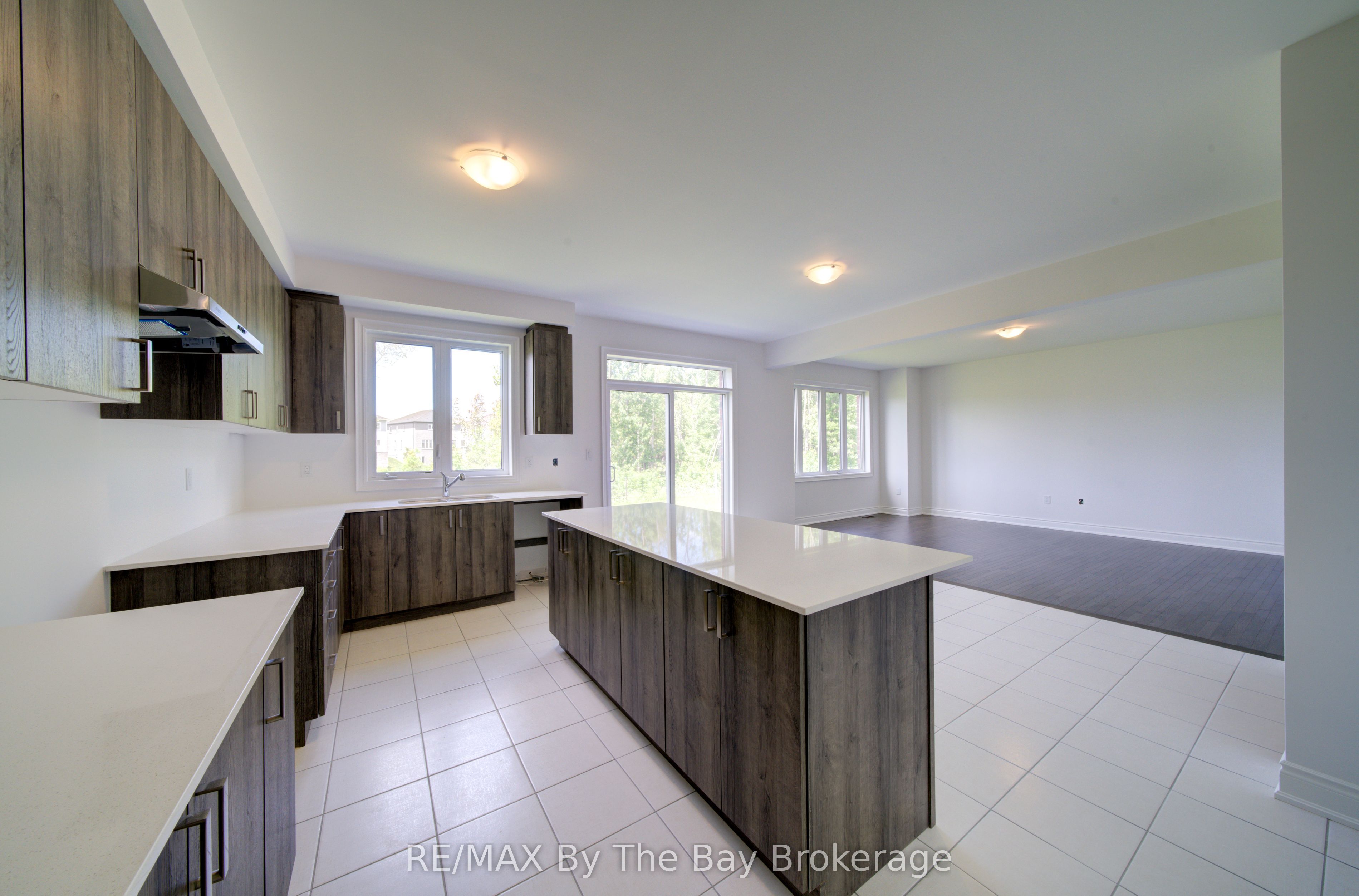18 Amber Drive Property Photo 14