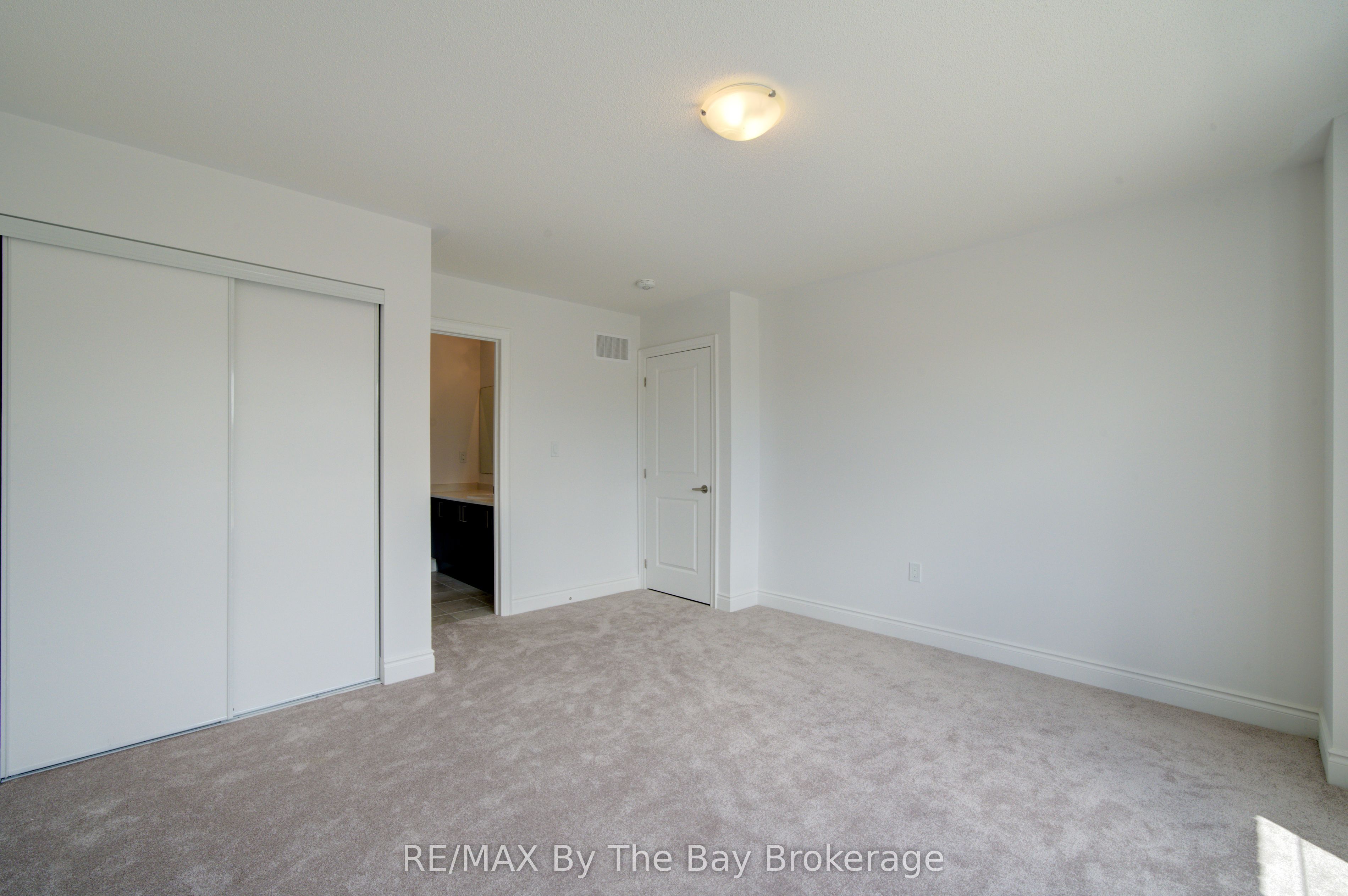 18 Amber Drive Property Photo 23