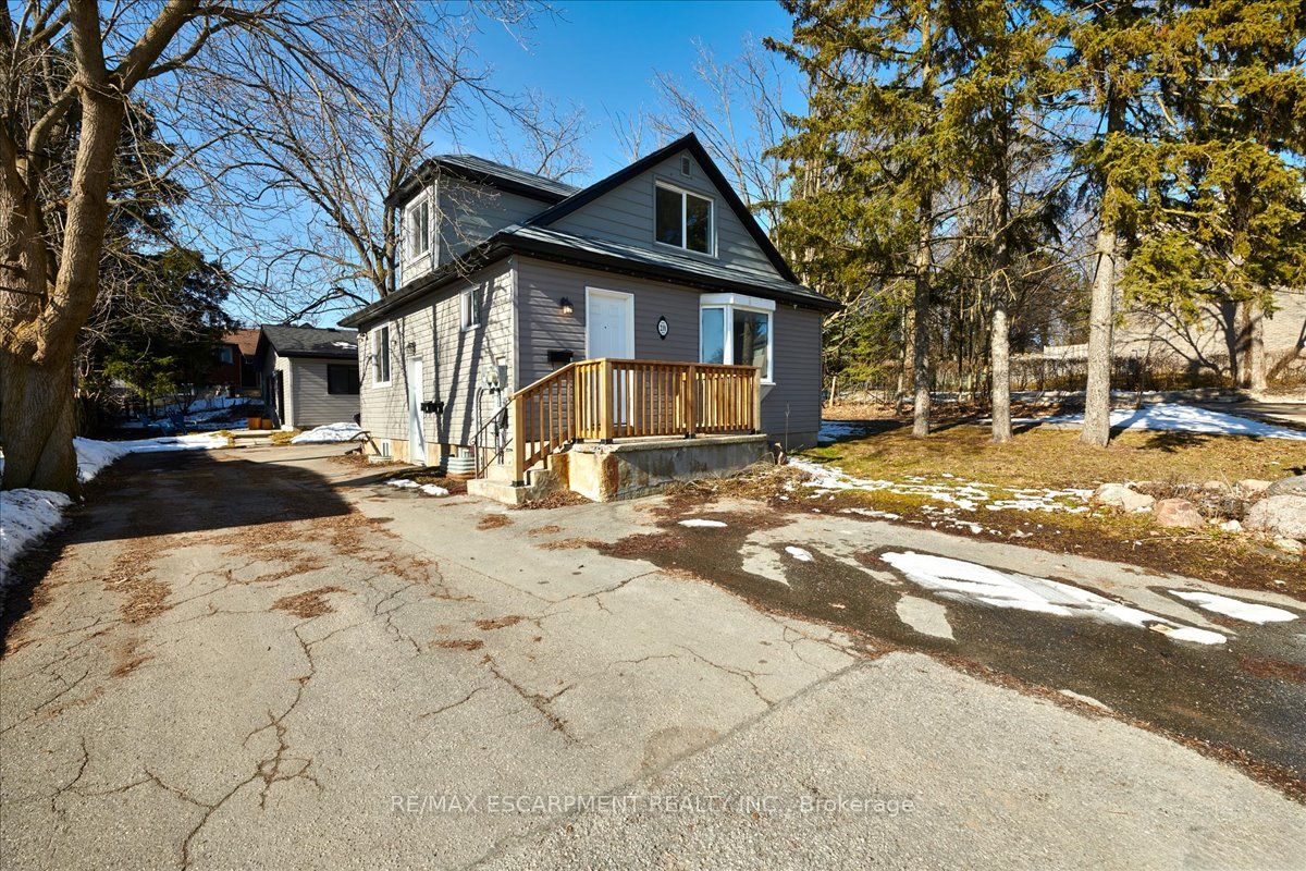 210 Owen Street #1