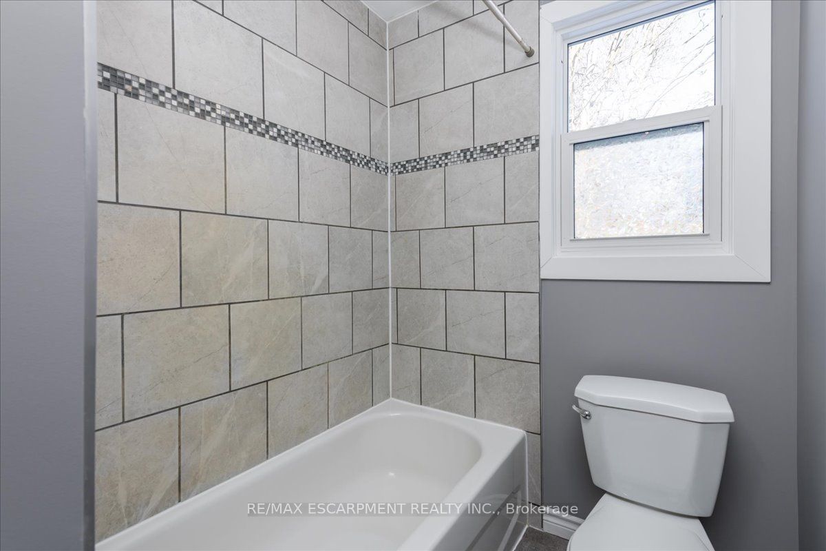 210 Owen Street #1 Property Photo 8
