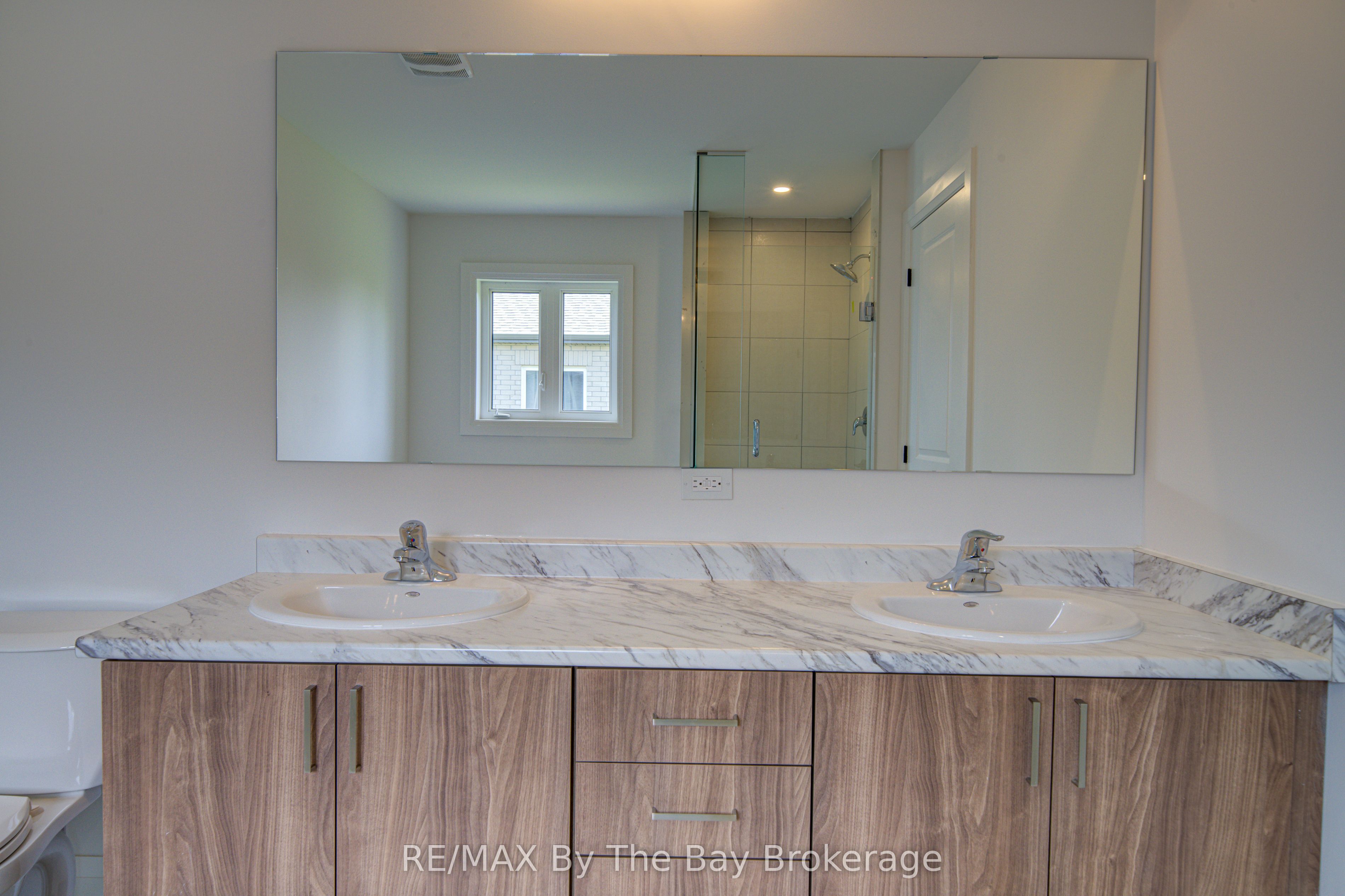 56 Amber Drive Property Photo 21