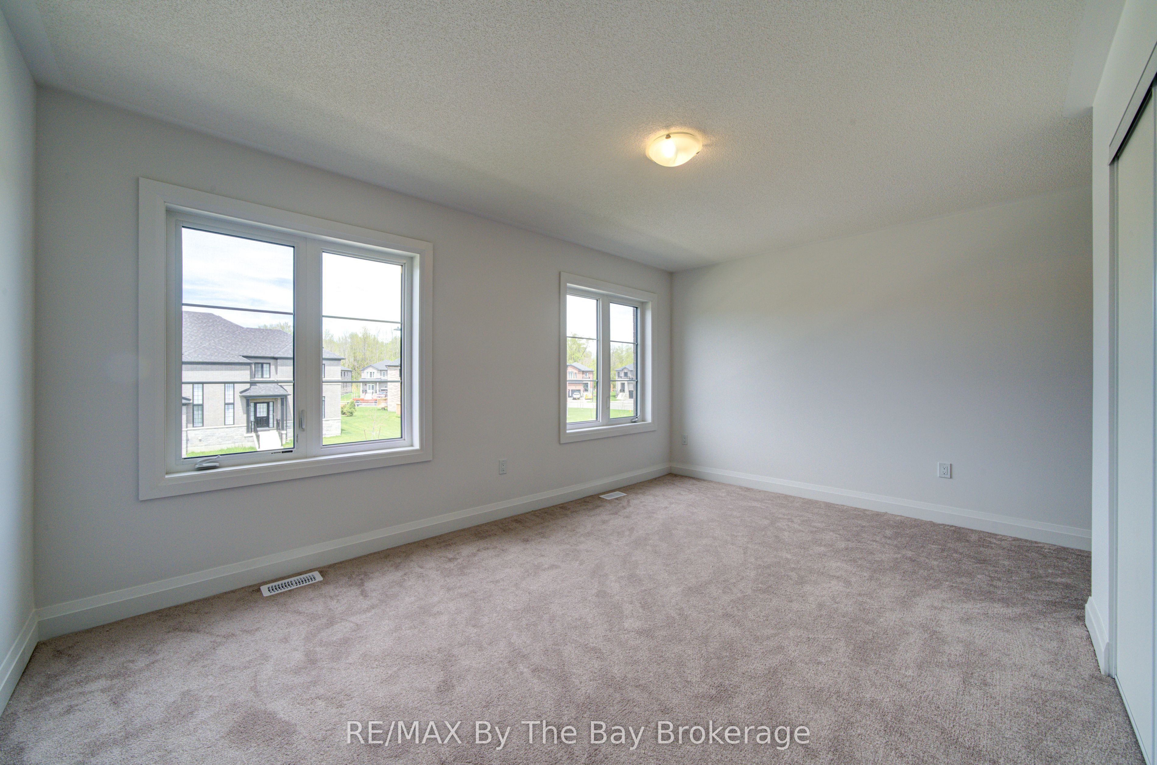 56 Amber Drive Property Photo 28