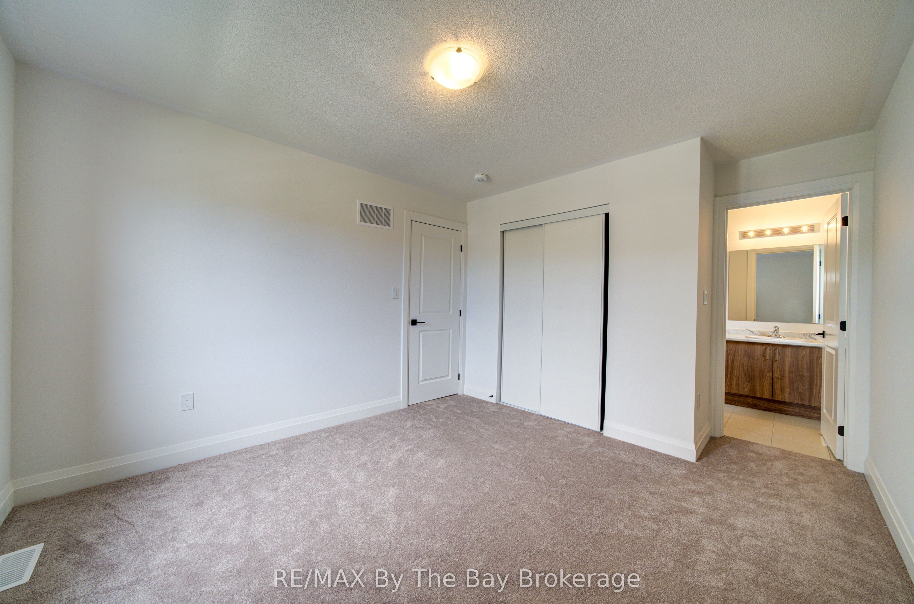 56 Amber Drive Property Photo 31