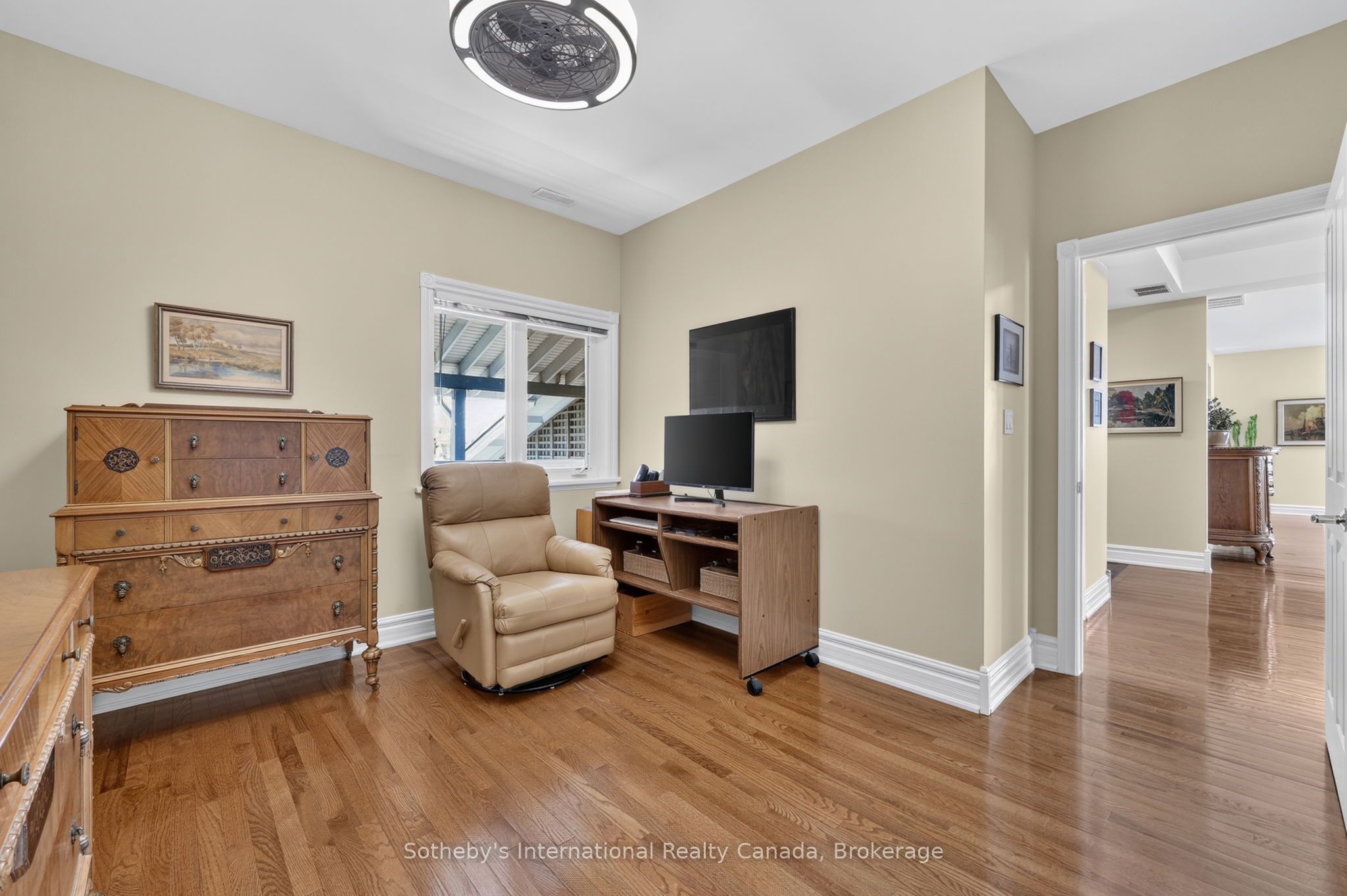 541 Mariners Way Property Photo 23