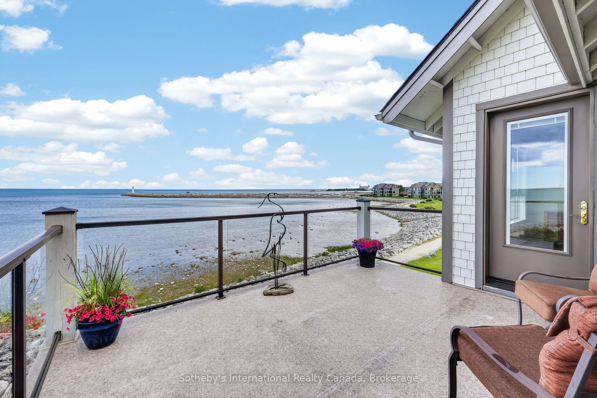 541 Mariners Way Property Photo 25