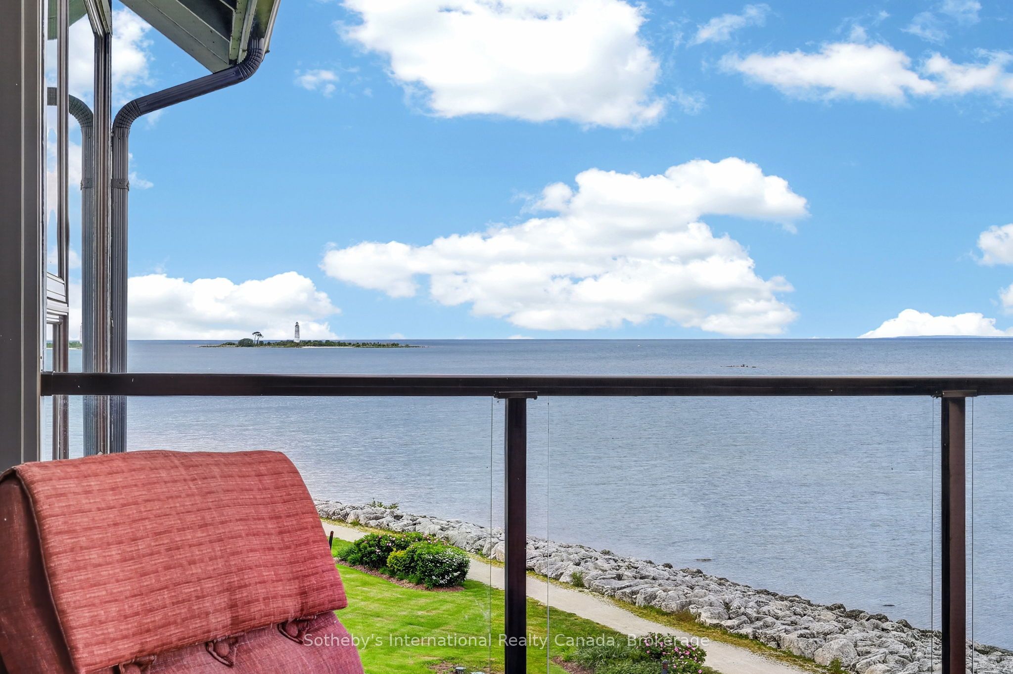 541 Mariners Way Property Photo 27