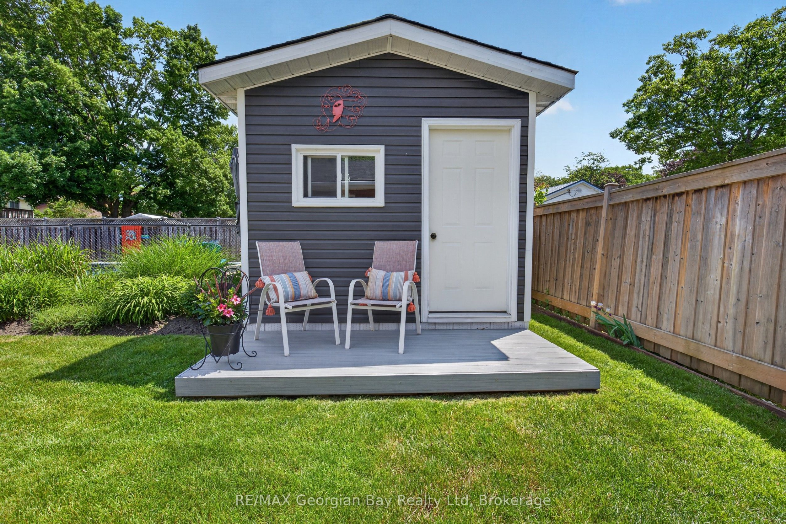 71 Lorne Avenue Property Photo 38