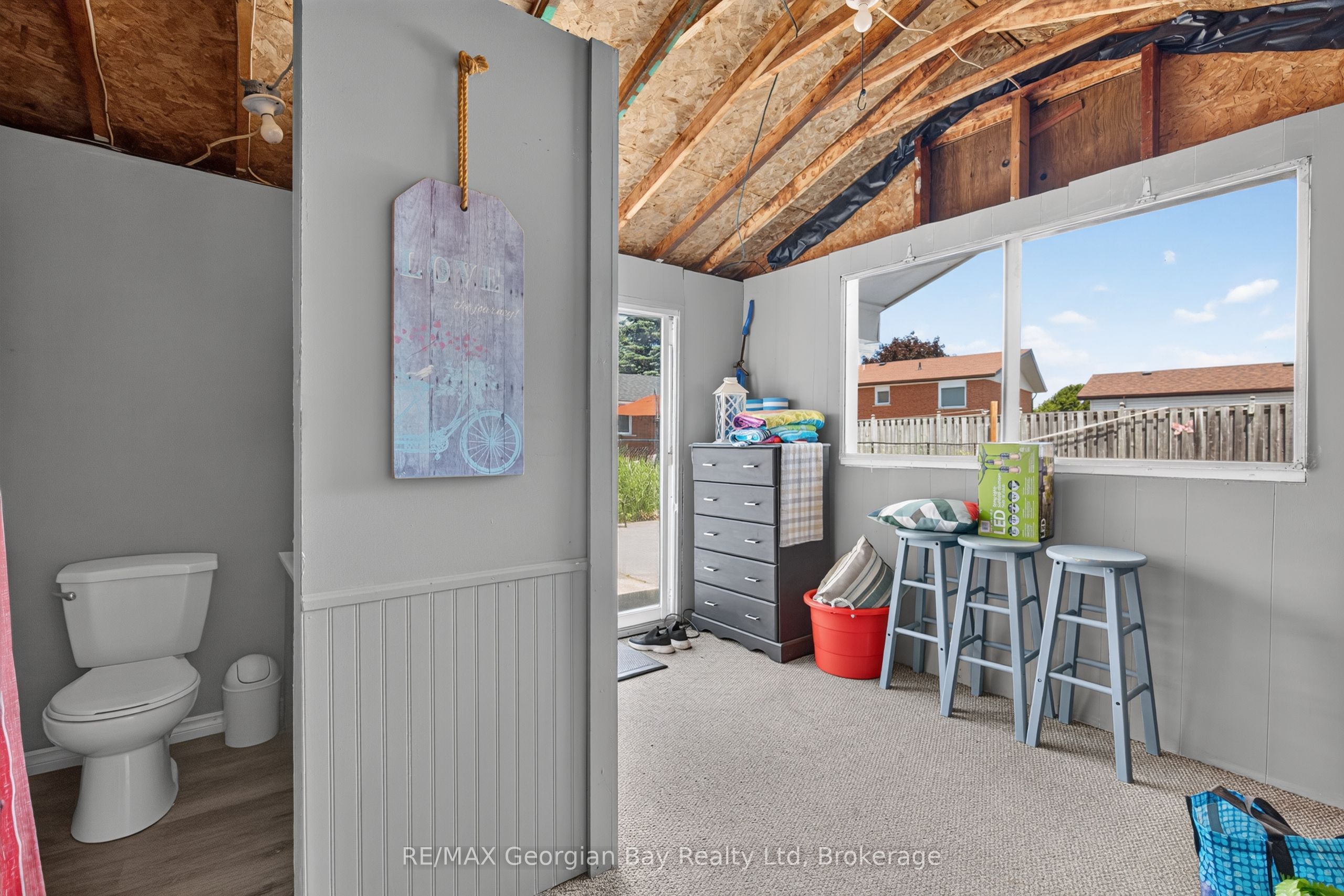 71 Lorne Avenue Property Photo 44