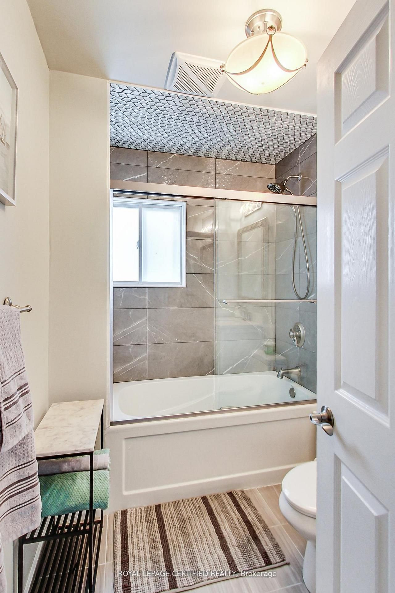 69 Olive Crescent Property Photo 25