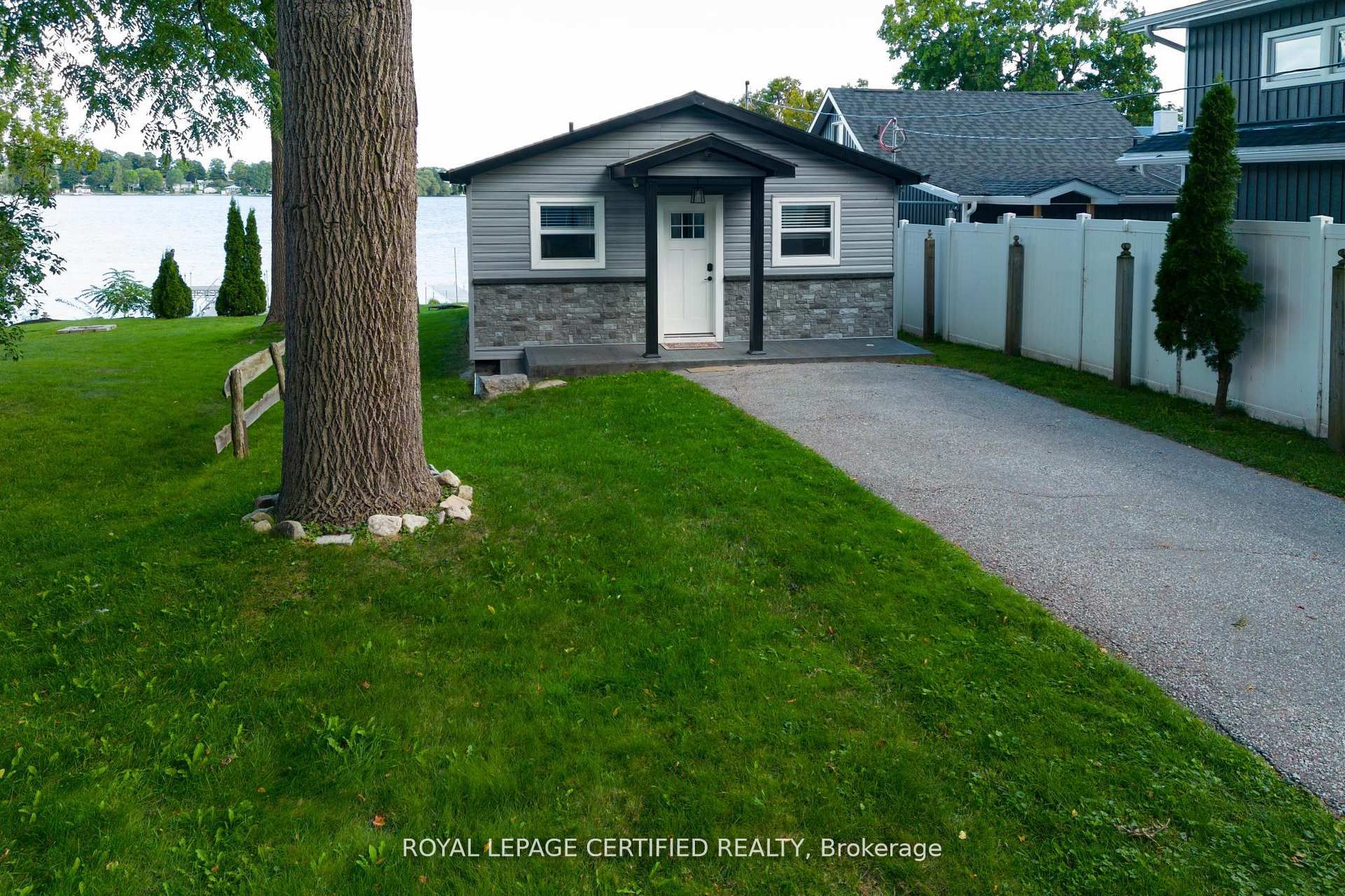 69 Olive Crescent Property Photo 38