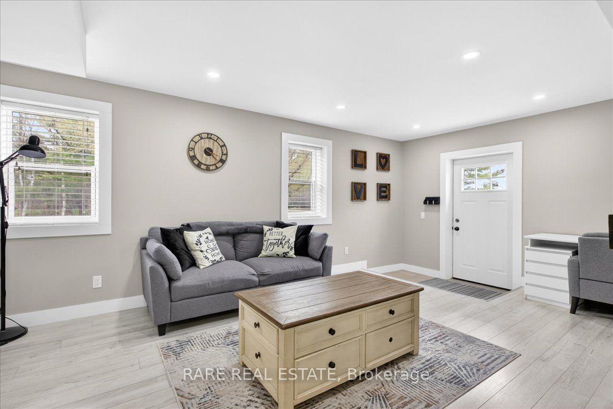 2570 Creemore Avenue Property Photo 32