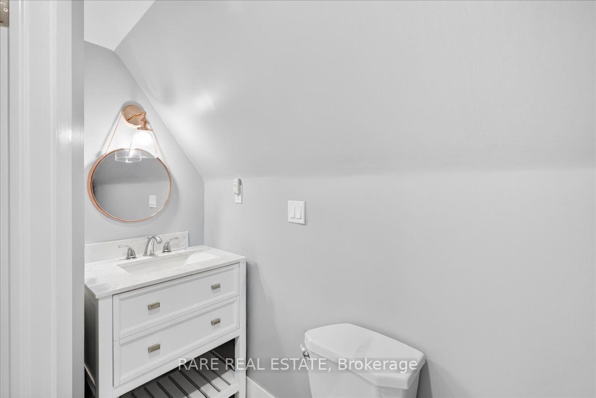 2570 Creemore Avenue Property Photo 37