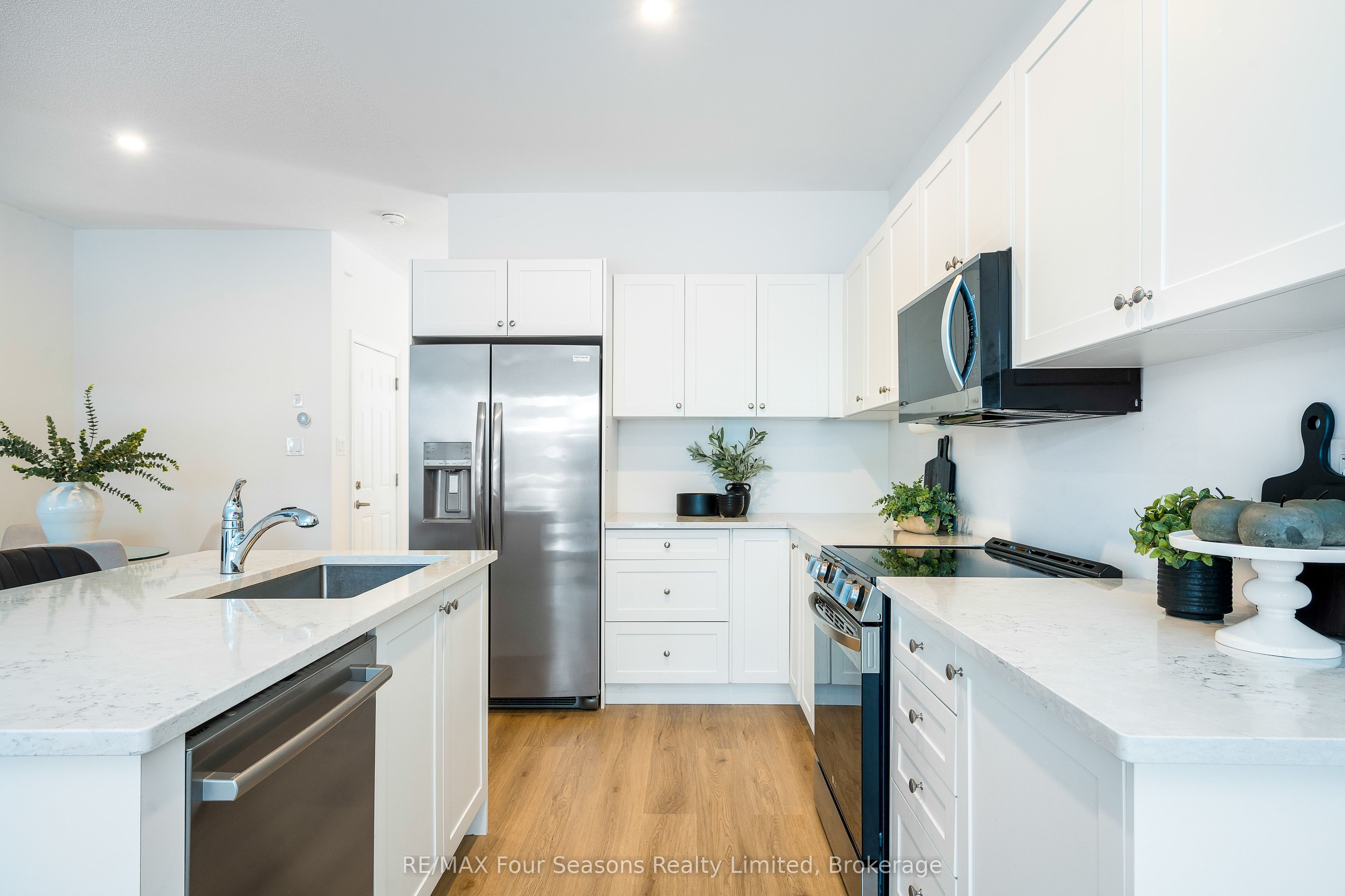 248 Duncan Street Property Photo 4