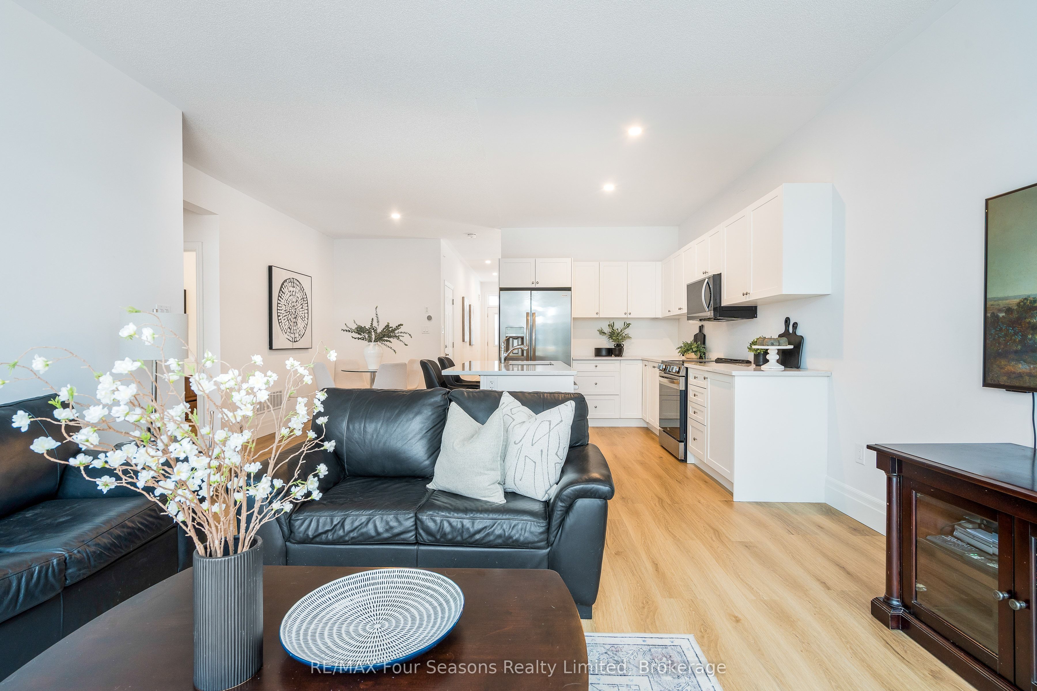 248 Duncan Street Property Photo 10
