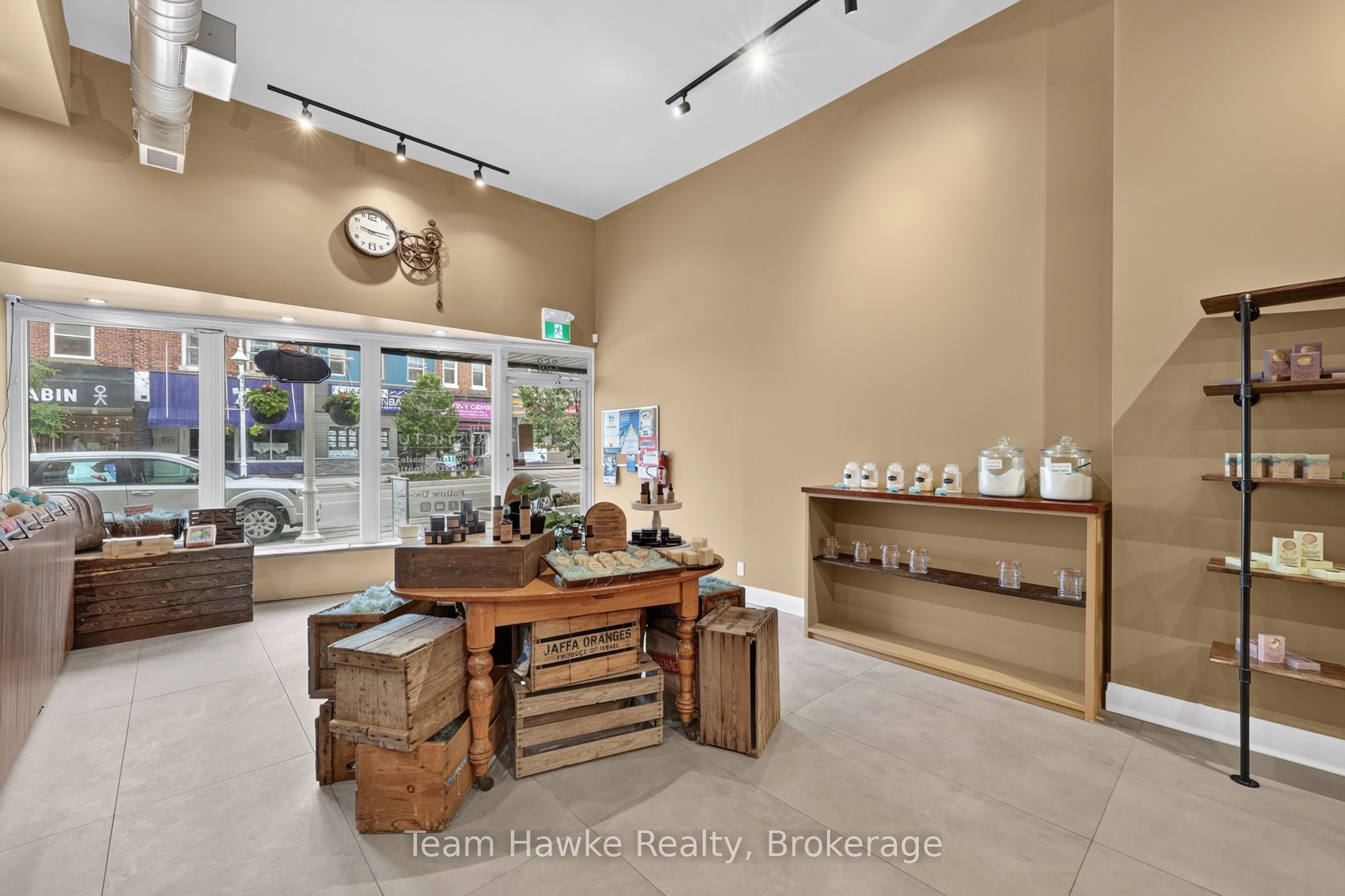258 King Street Property Photo 6
