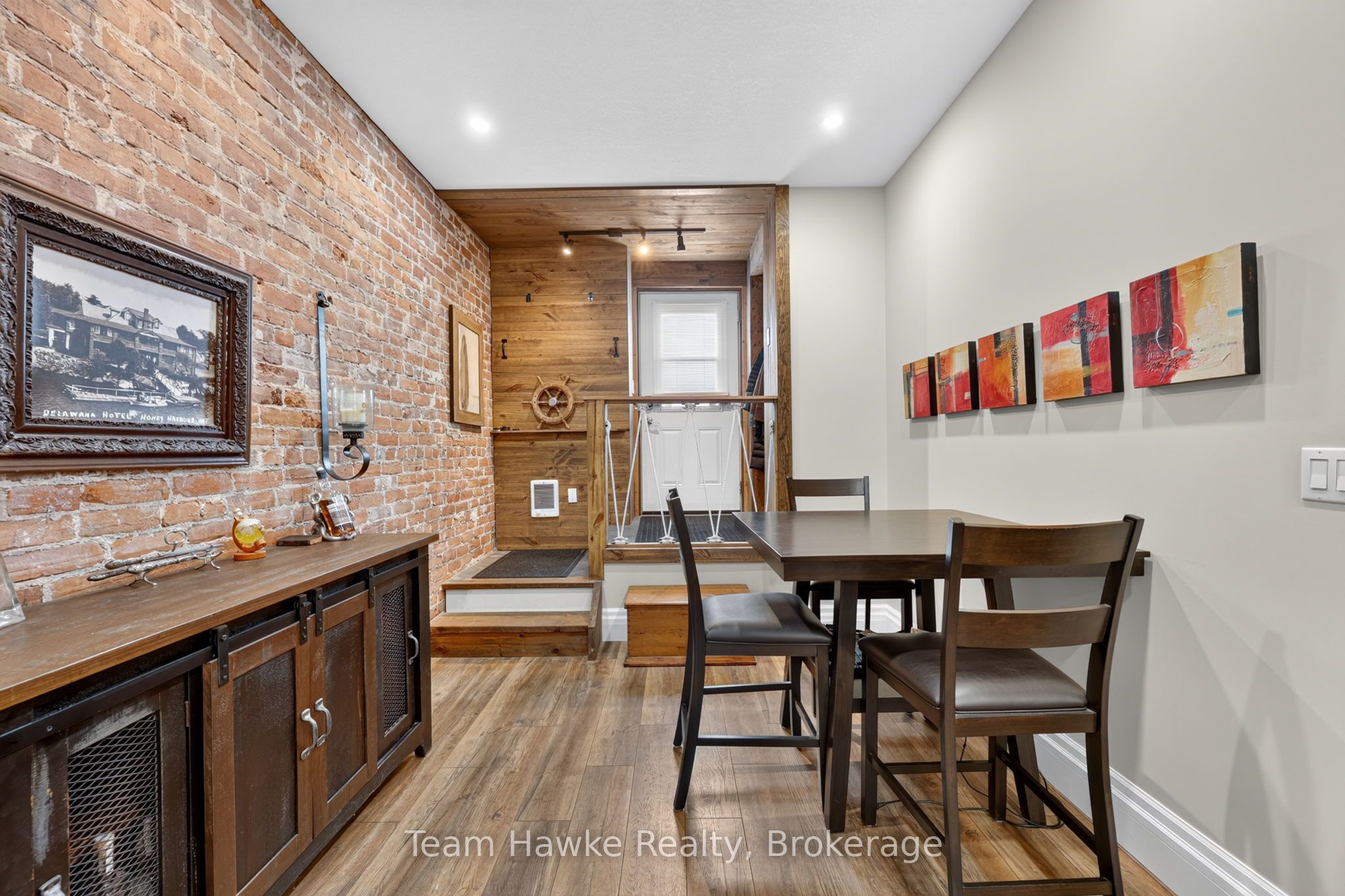 258 King Street Property Photo 23