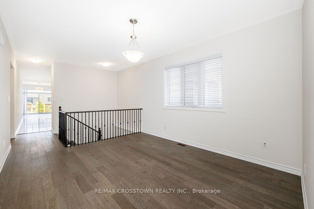 22 Simona Avenue Property Photo 6