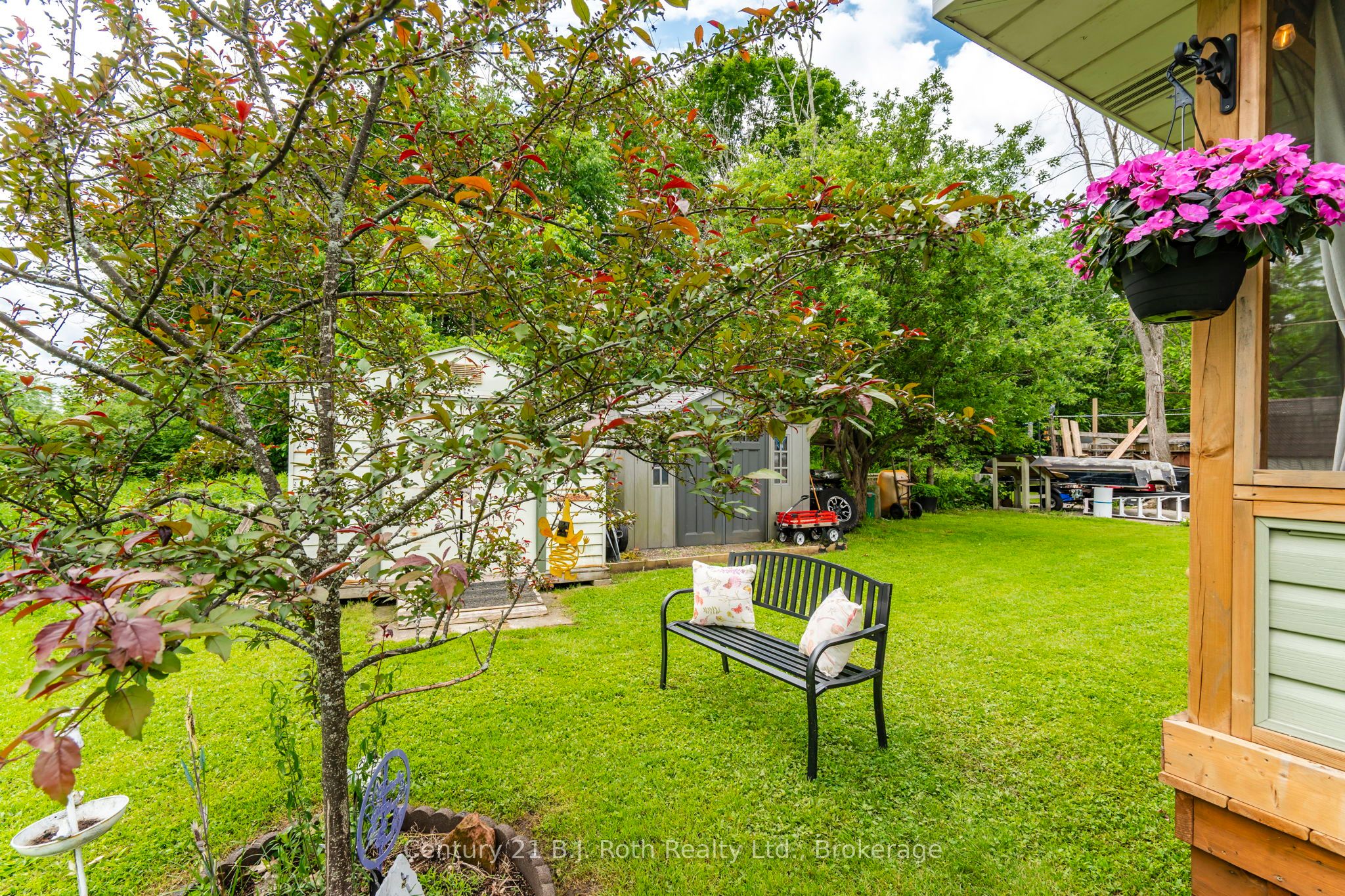 21 Maple Street Property Photo 50