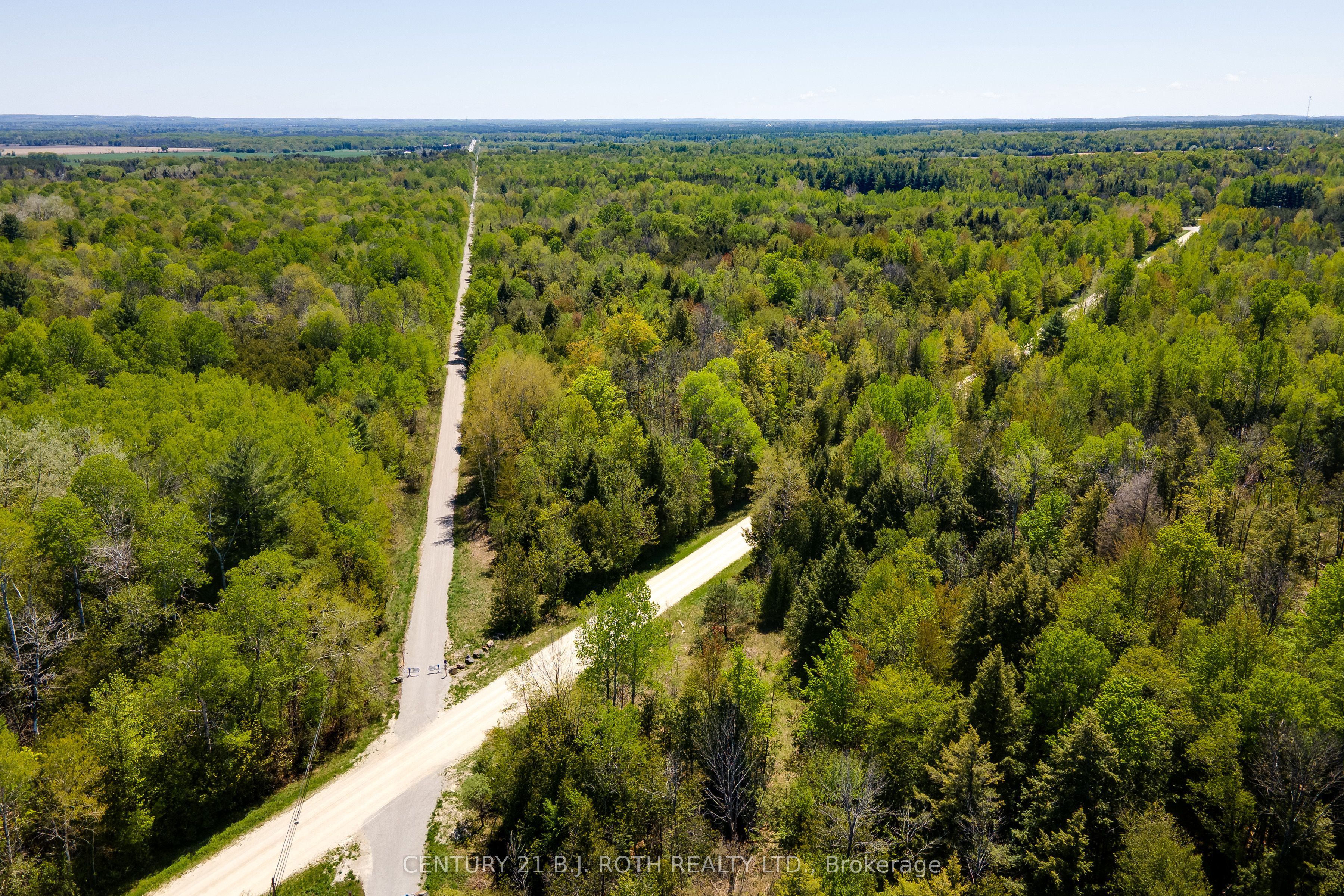 000 12/13 Side Road Property Photo 2