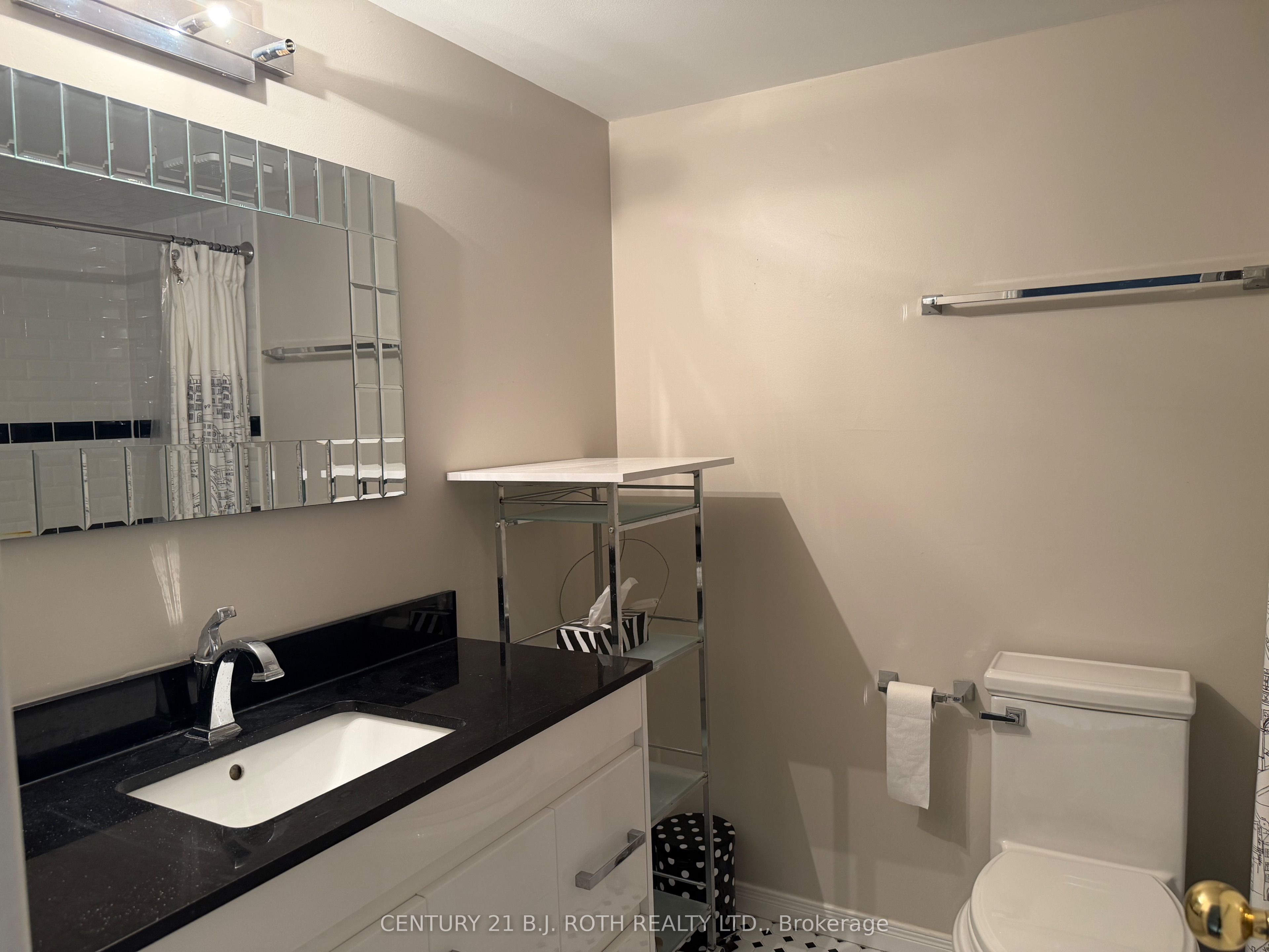 2 Laguna Parkway 2 Property Photo 10