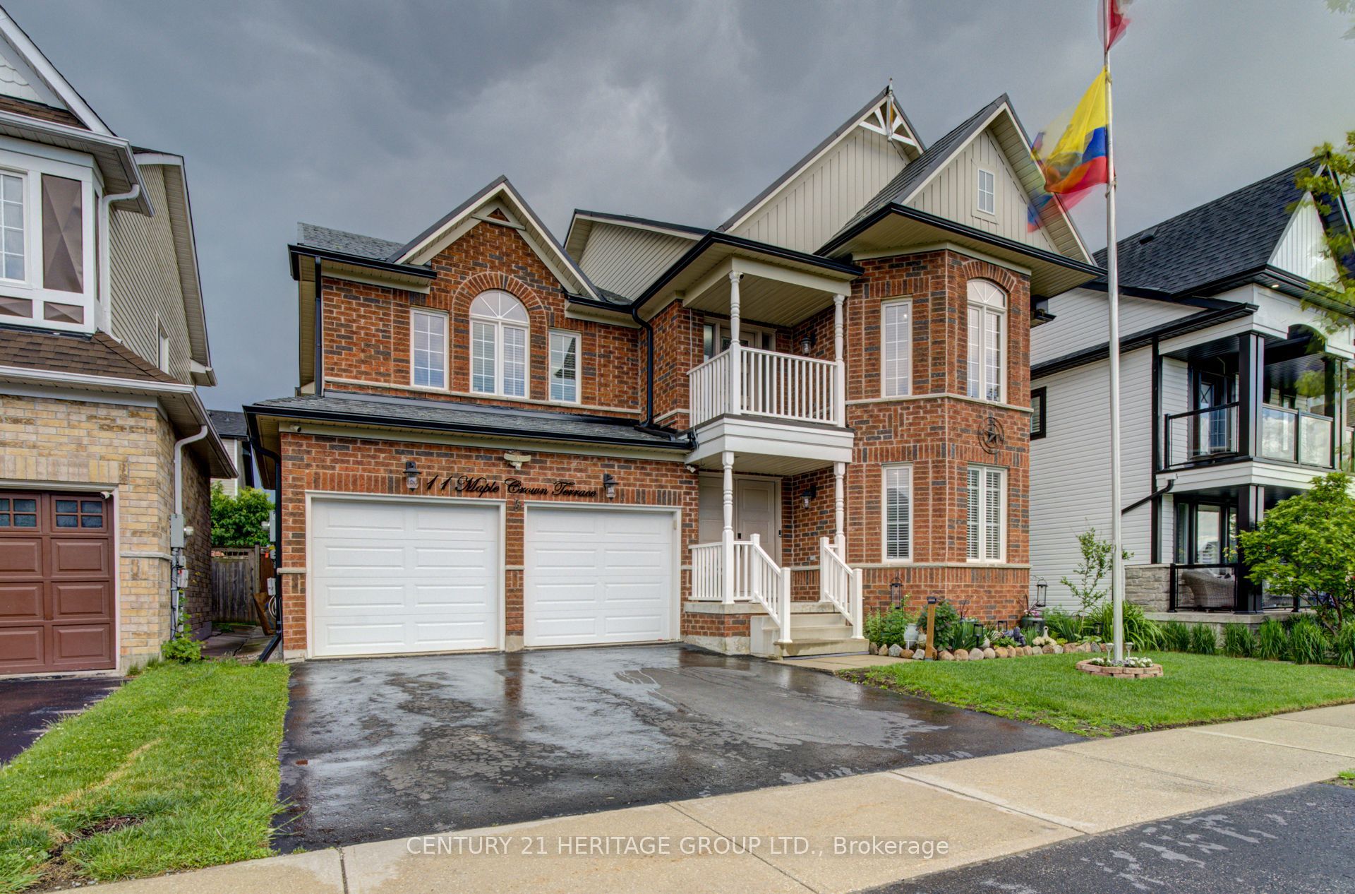 11 Maple Crown Terrace S Property Photo 1