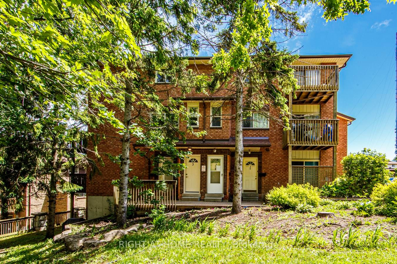 23 Meadow Lane 3 Property Photo 1
