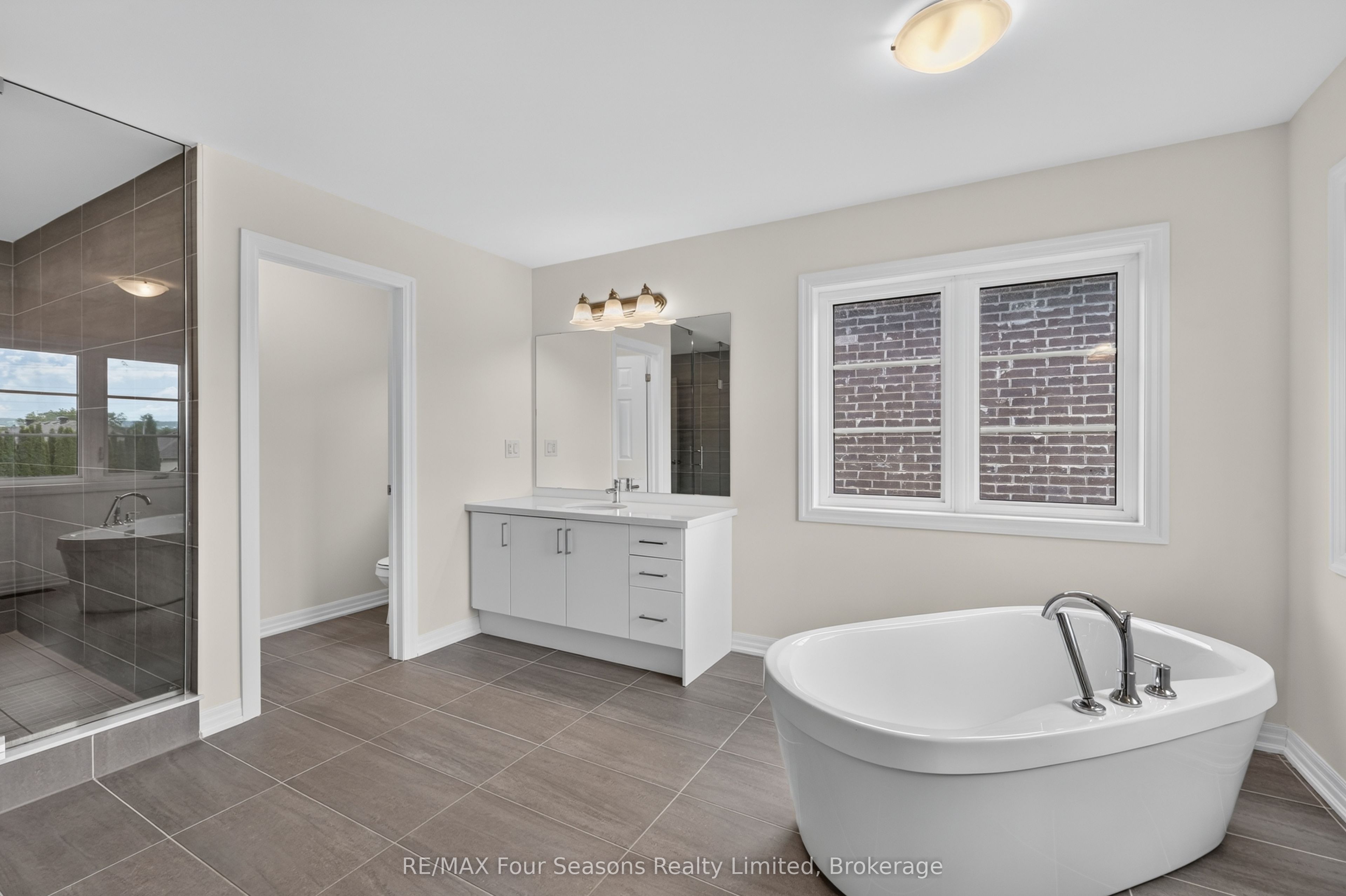 203 Coates Drive Property Photo 20