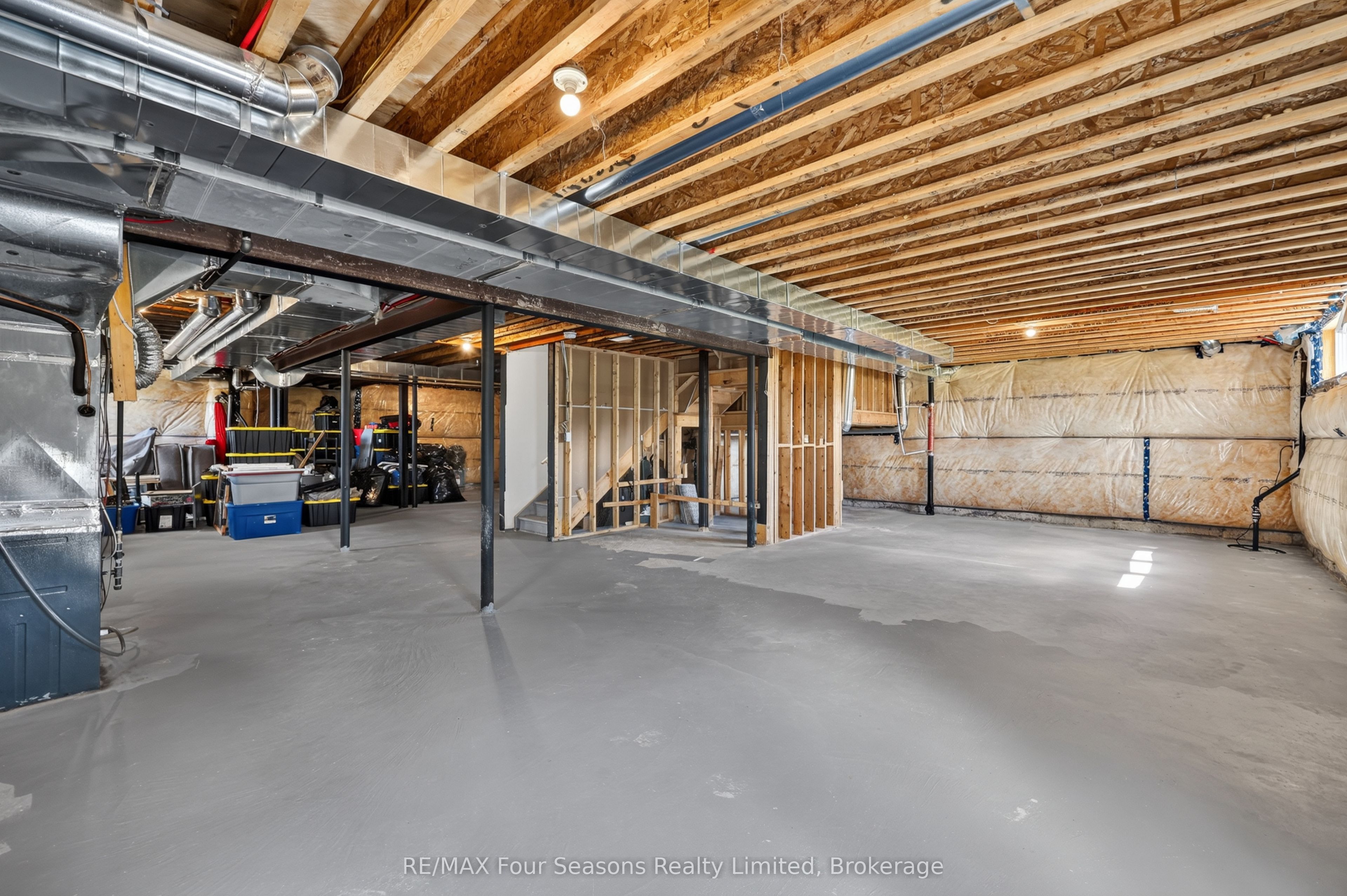 203 Coates Drive Property Photo 32