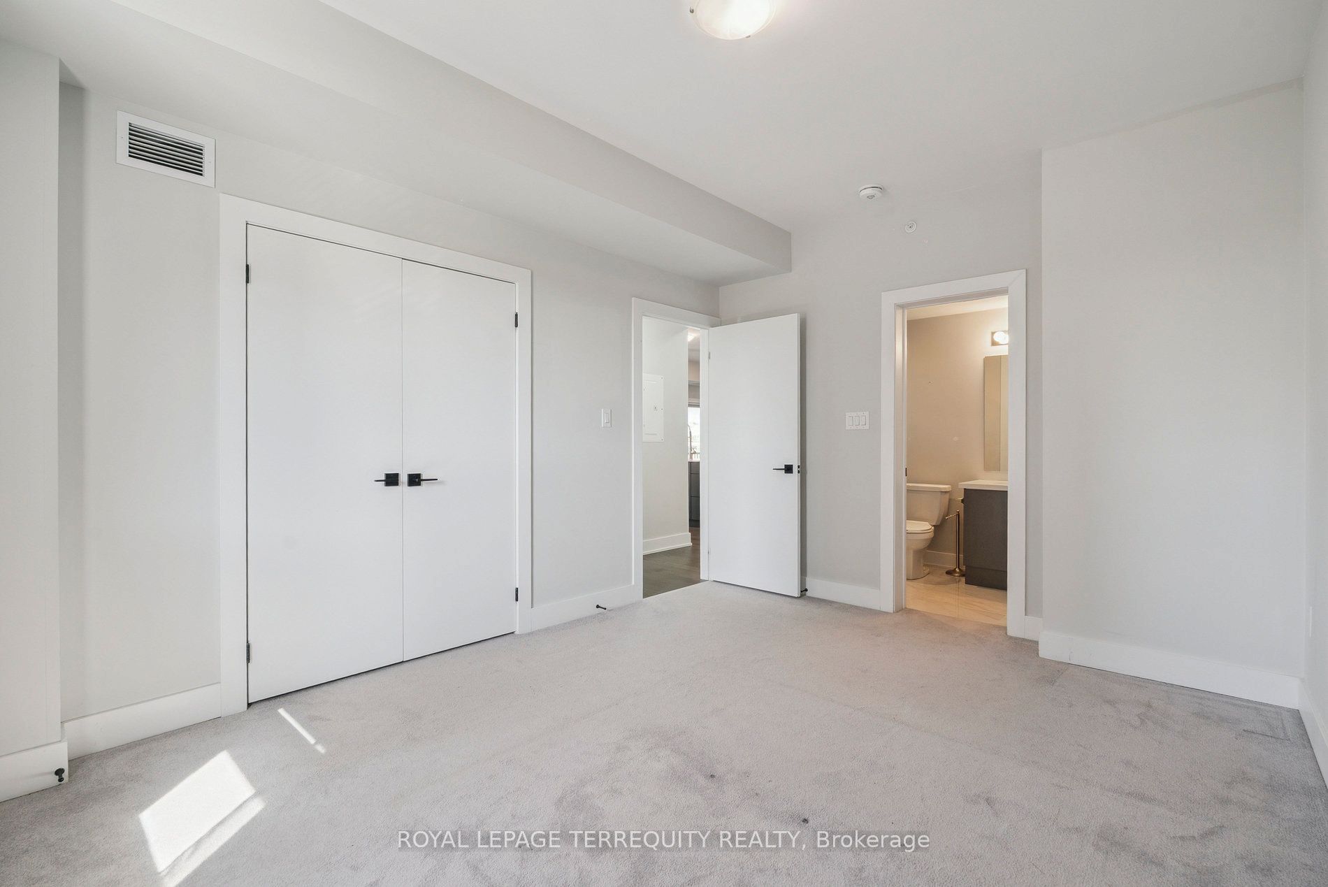 6 Spice Way 102 Property Photo 31