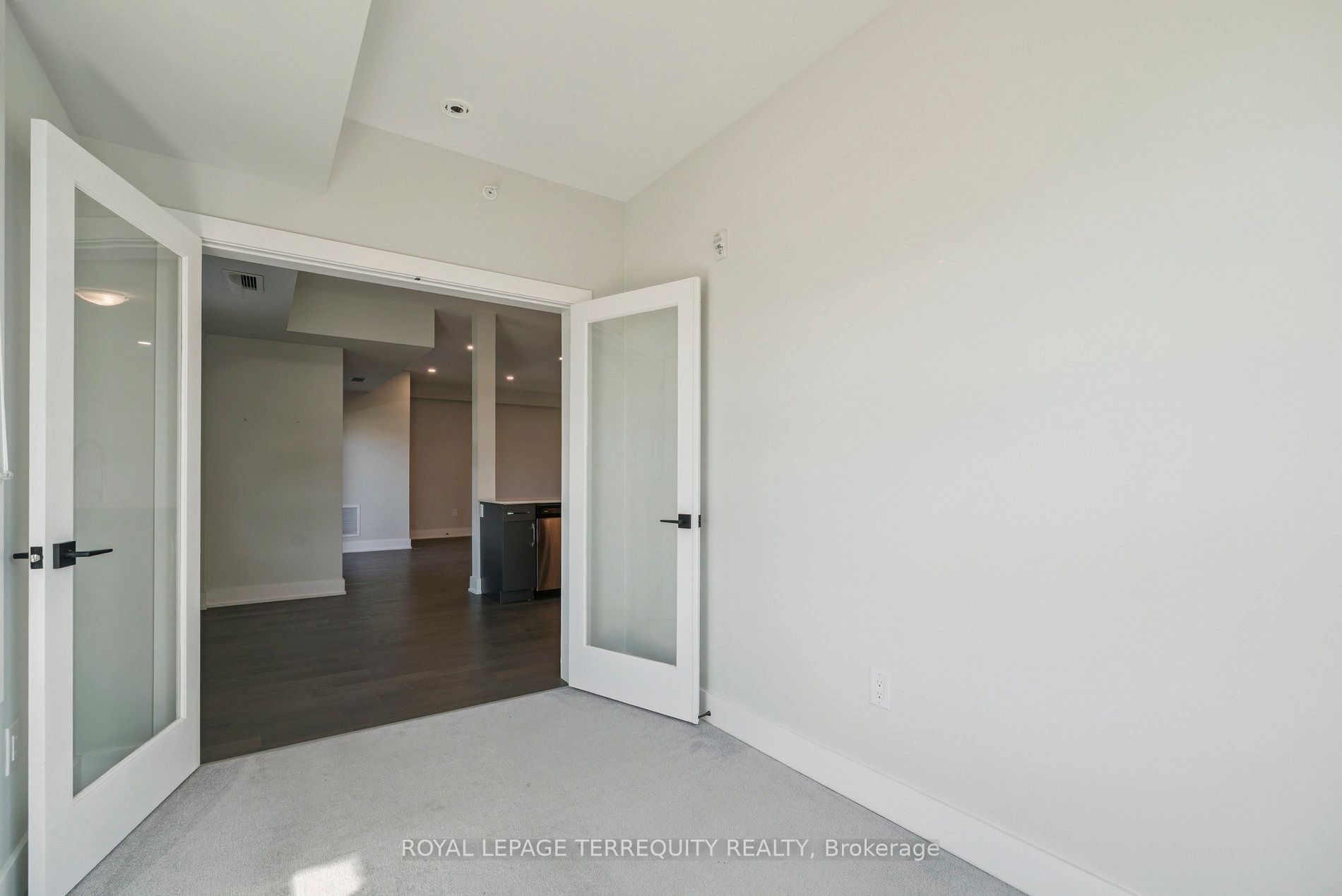 6 Spice Way 102 Property Photo 36