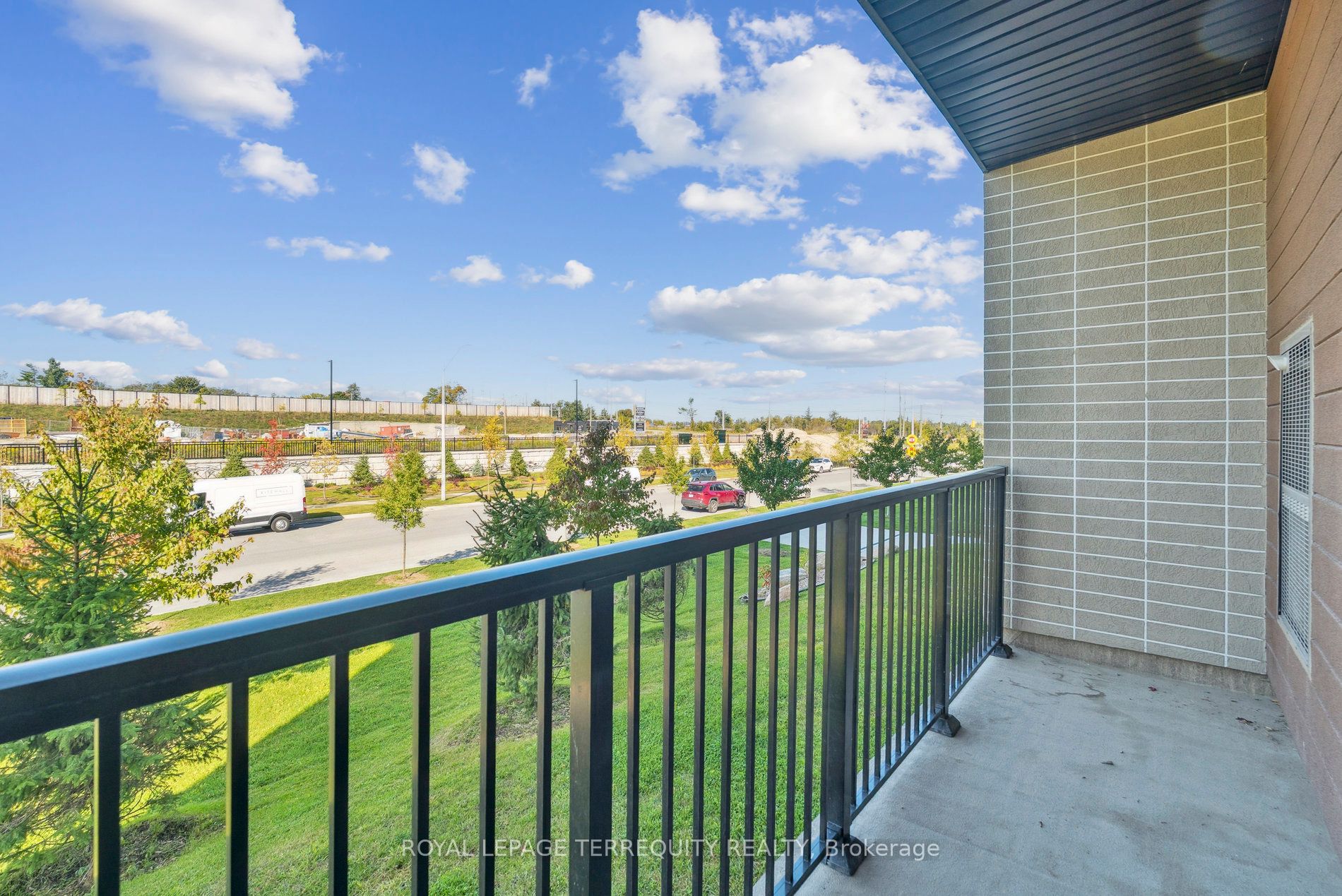 6 Spice Way 102 Property Photo 42