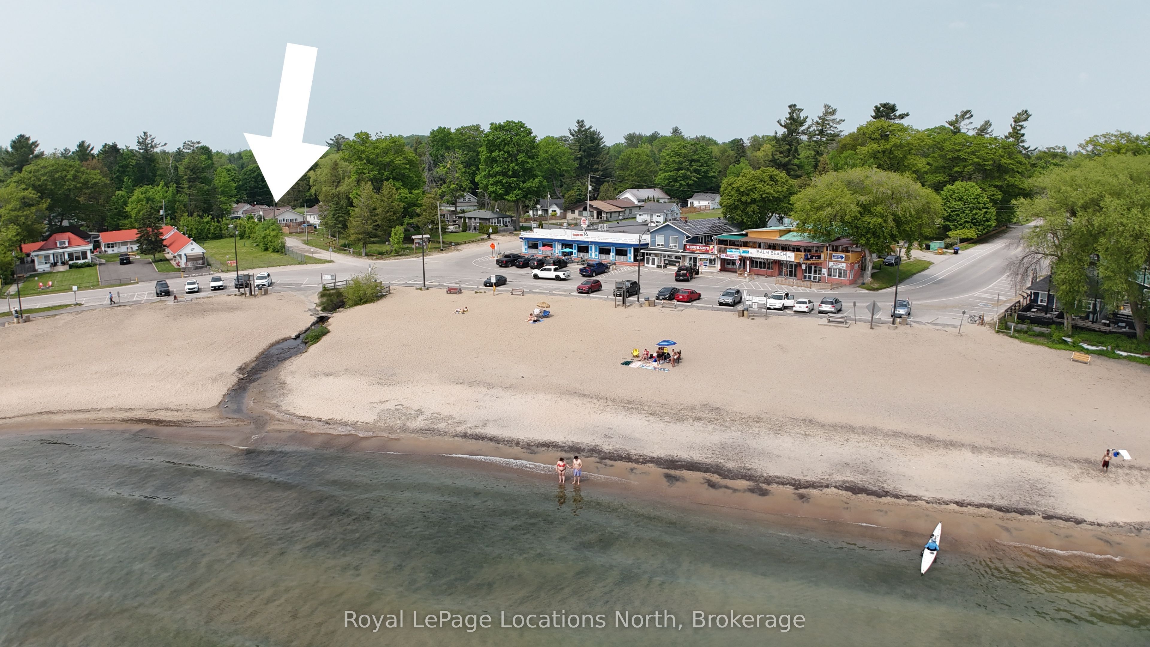 11 Tiny Beaches Road N Property Photo 2