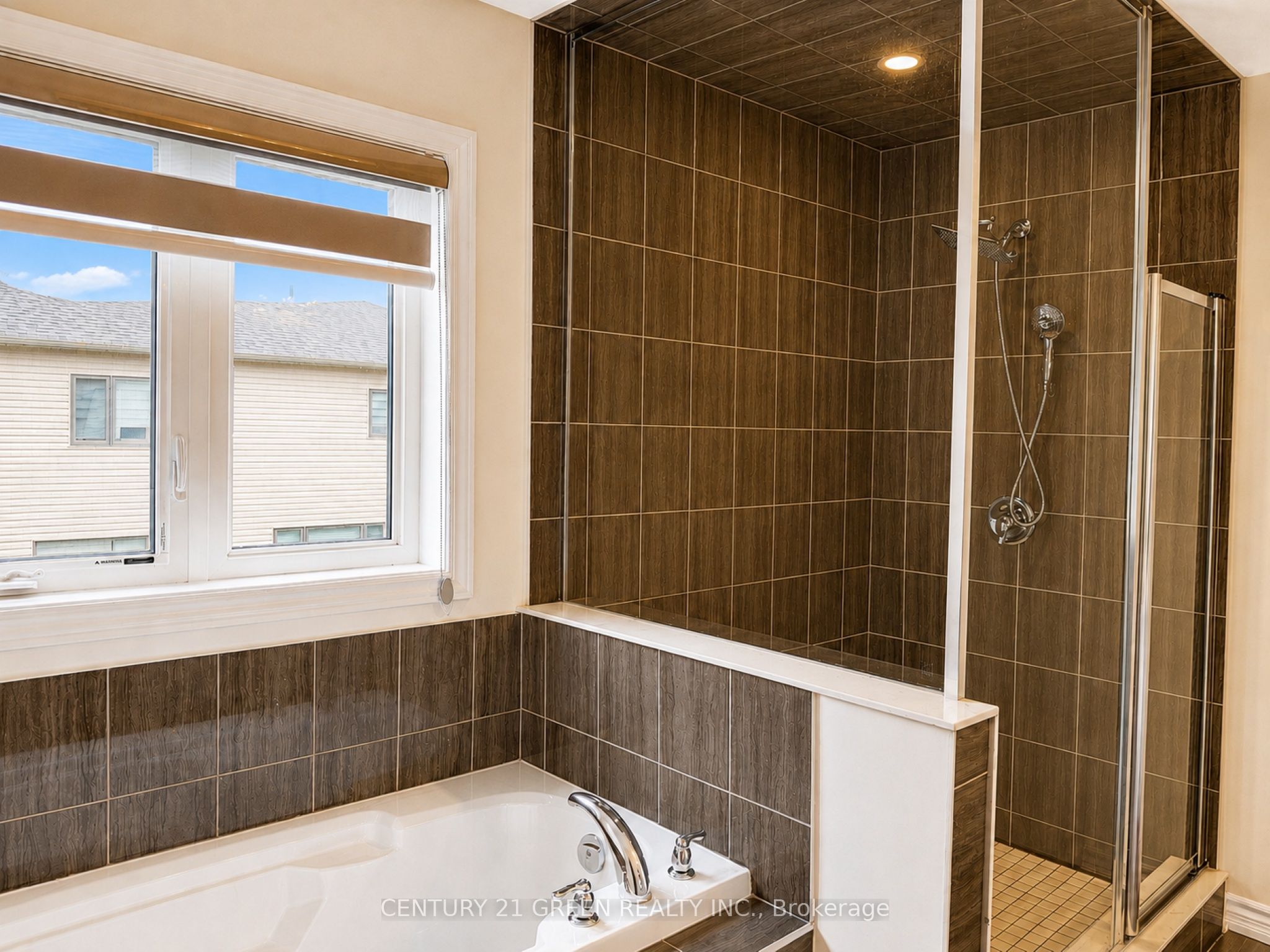 41 Durham Avenue Property Photo 35