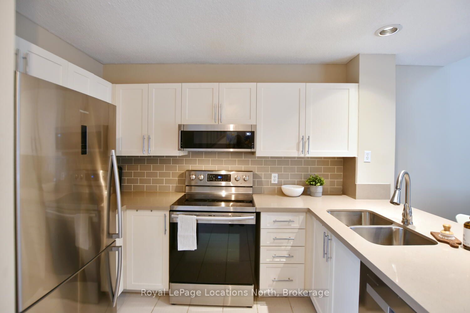 49 Trott Boulevard 176 Property Photo 10