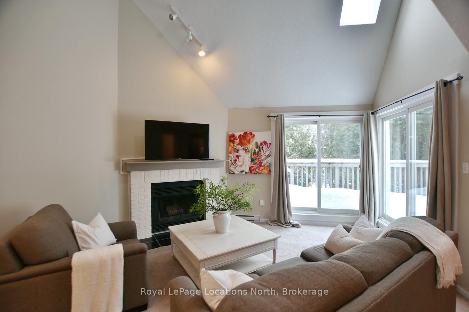 49 Trott Boulevard 176 Property Photo 13
